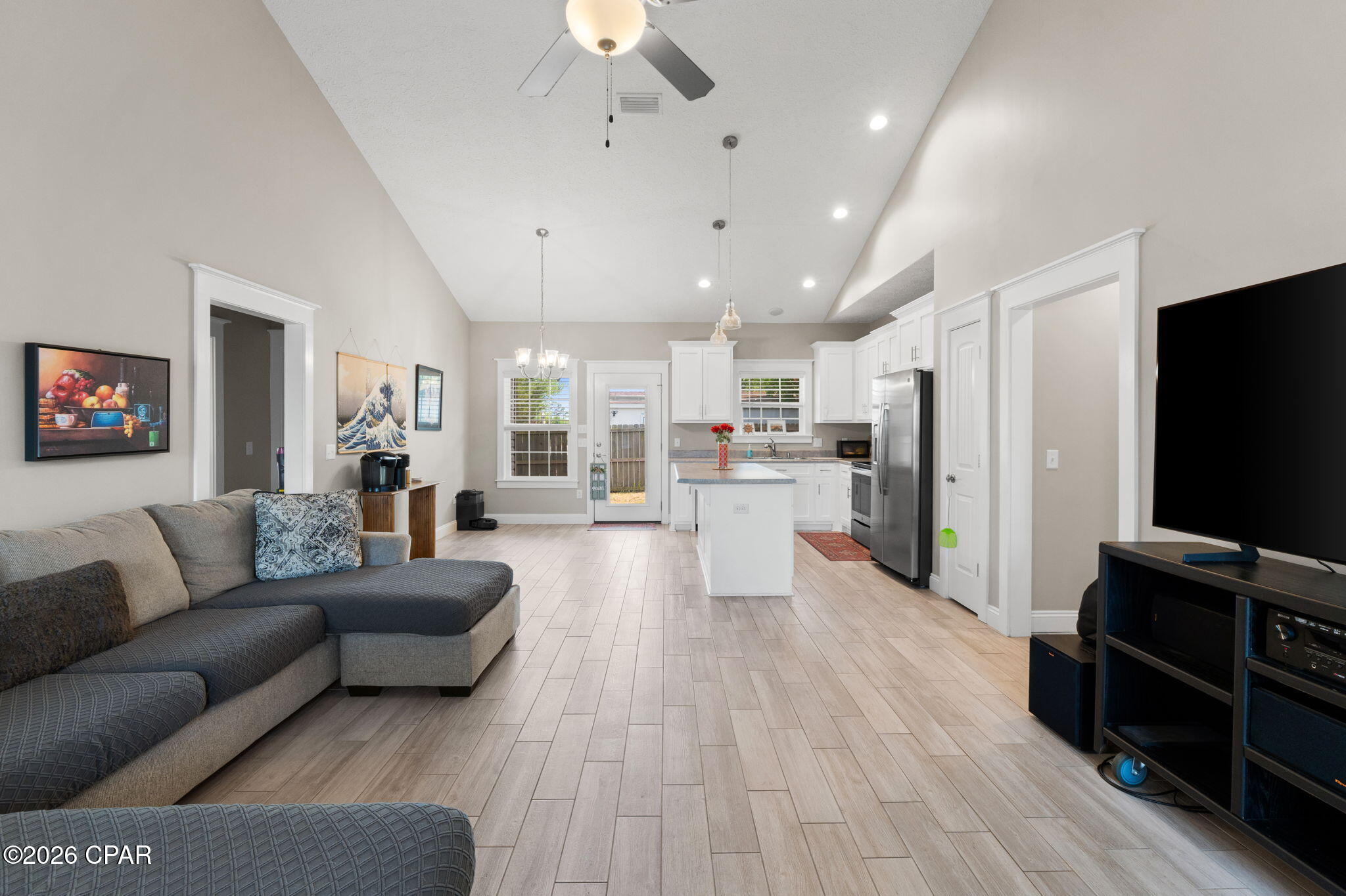 Robins Court - Residential Lease