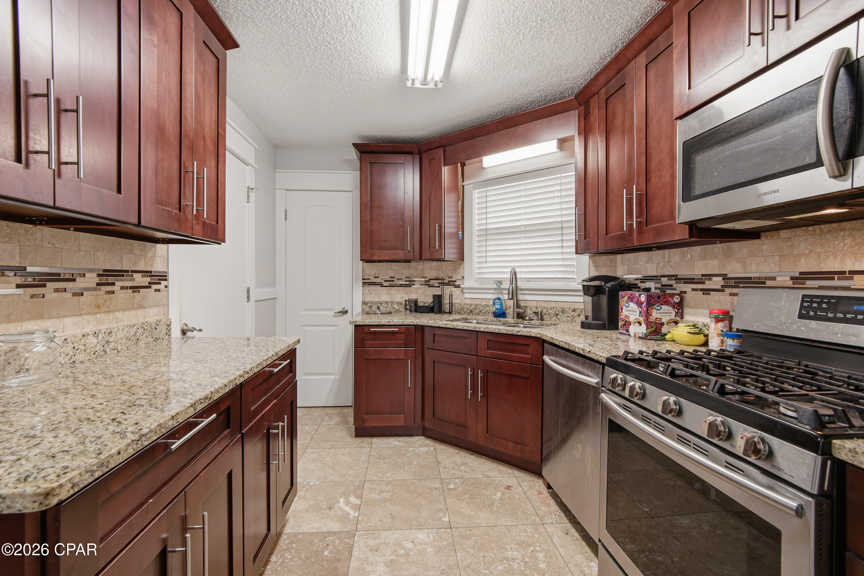North Lagoon Oaks 4th - Residential