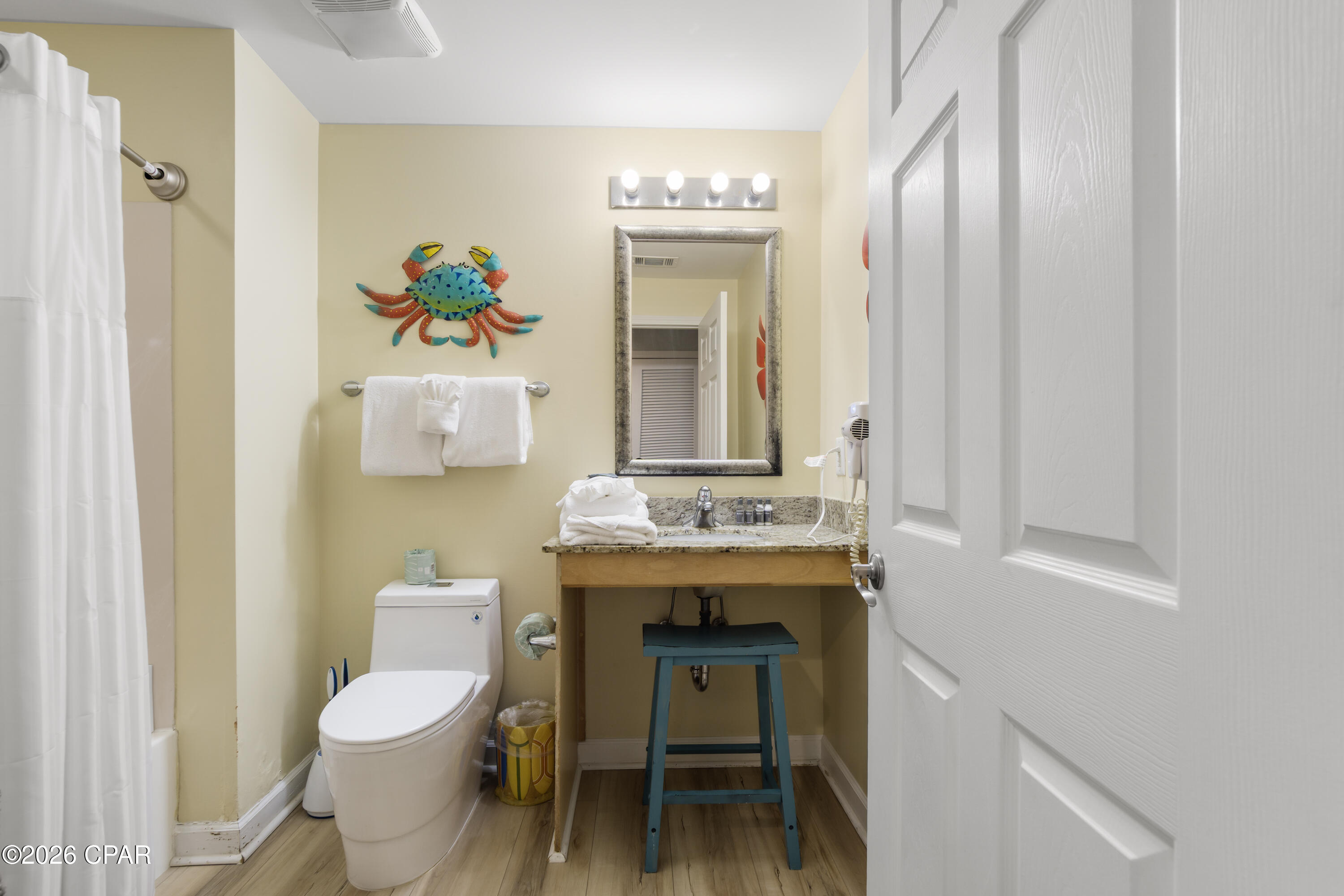 Splash Condo - Residential
