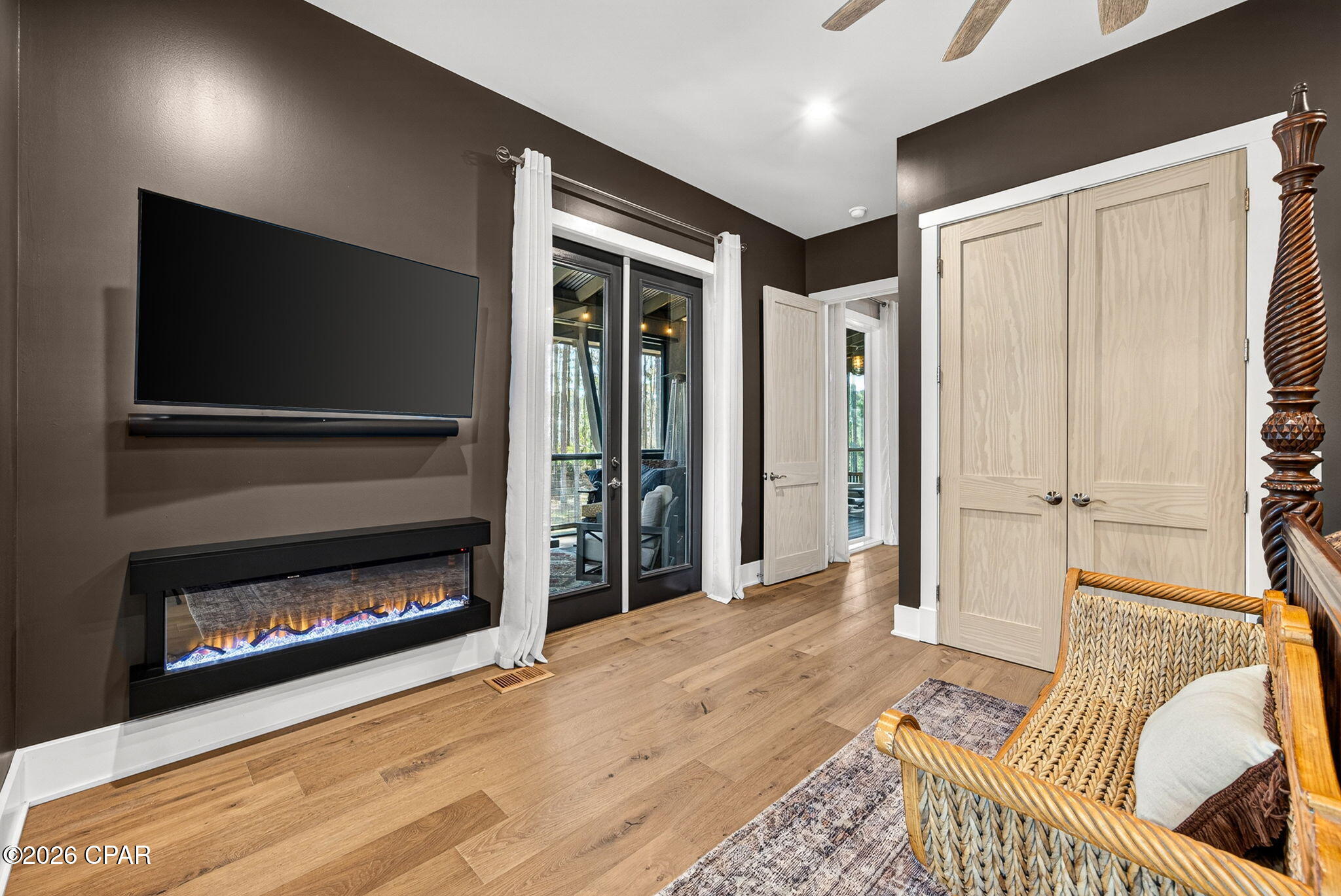 Rivercamps On Crooked Creek - Residential