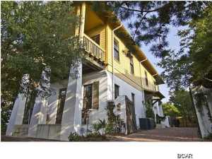 Pinecrest - Residential