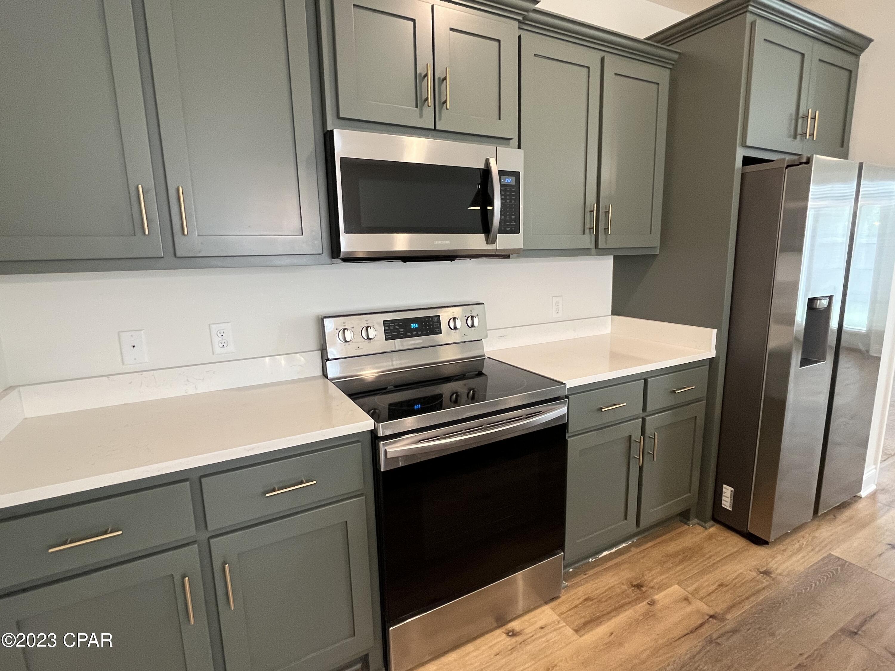 Aleczander Preserve - Residential Lease