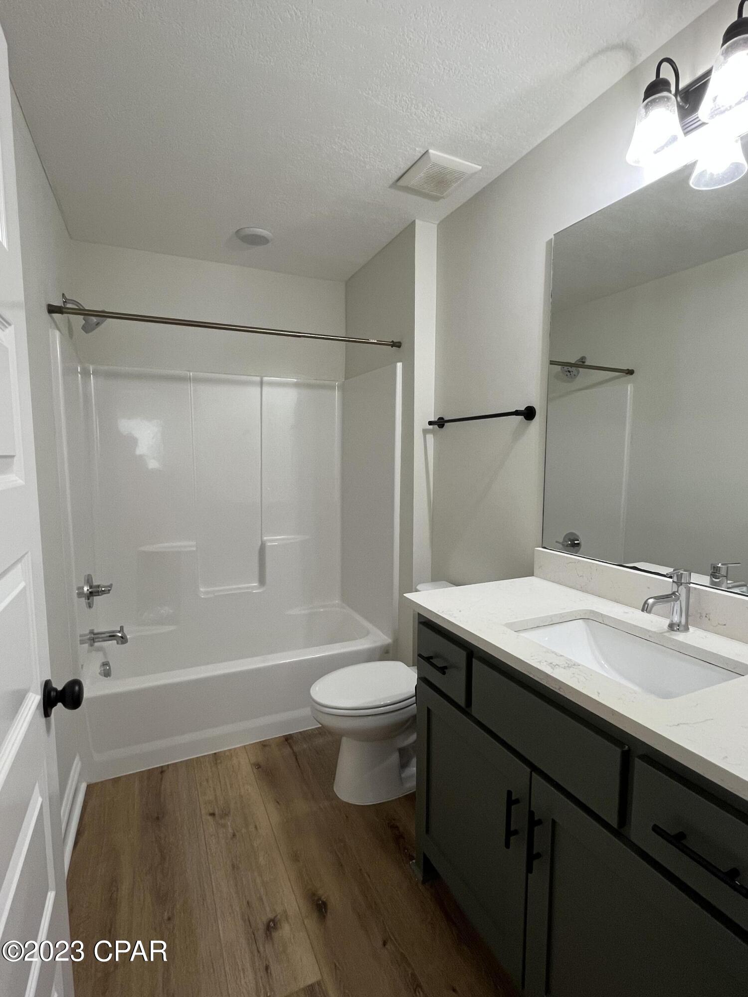 Aleczander Preserve - Residential Lease