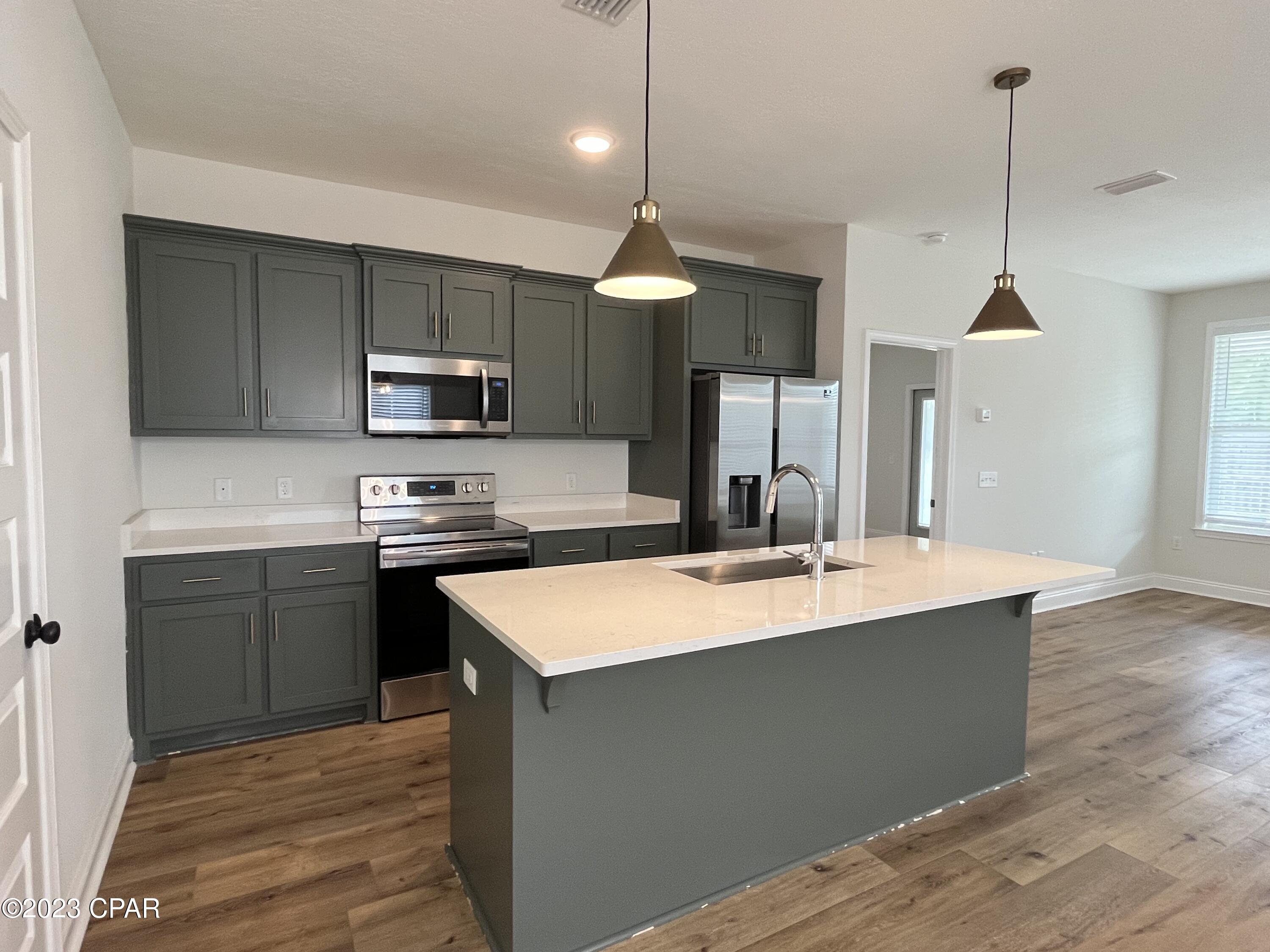 Aleczander Preserve - Residential Lease