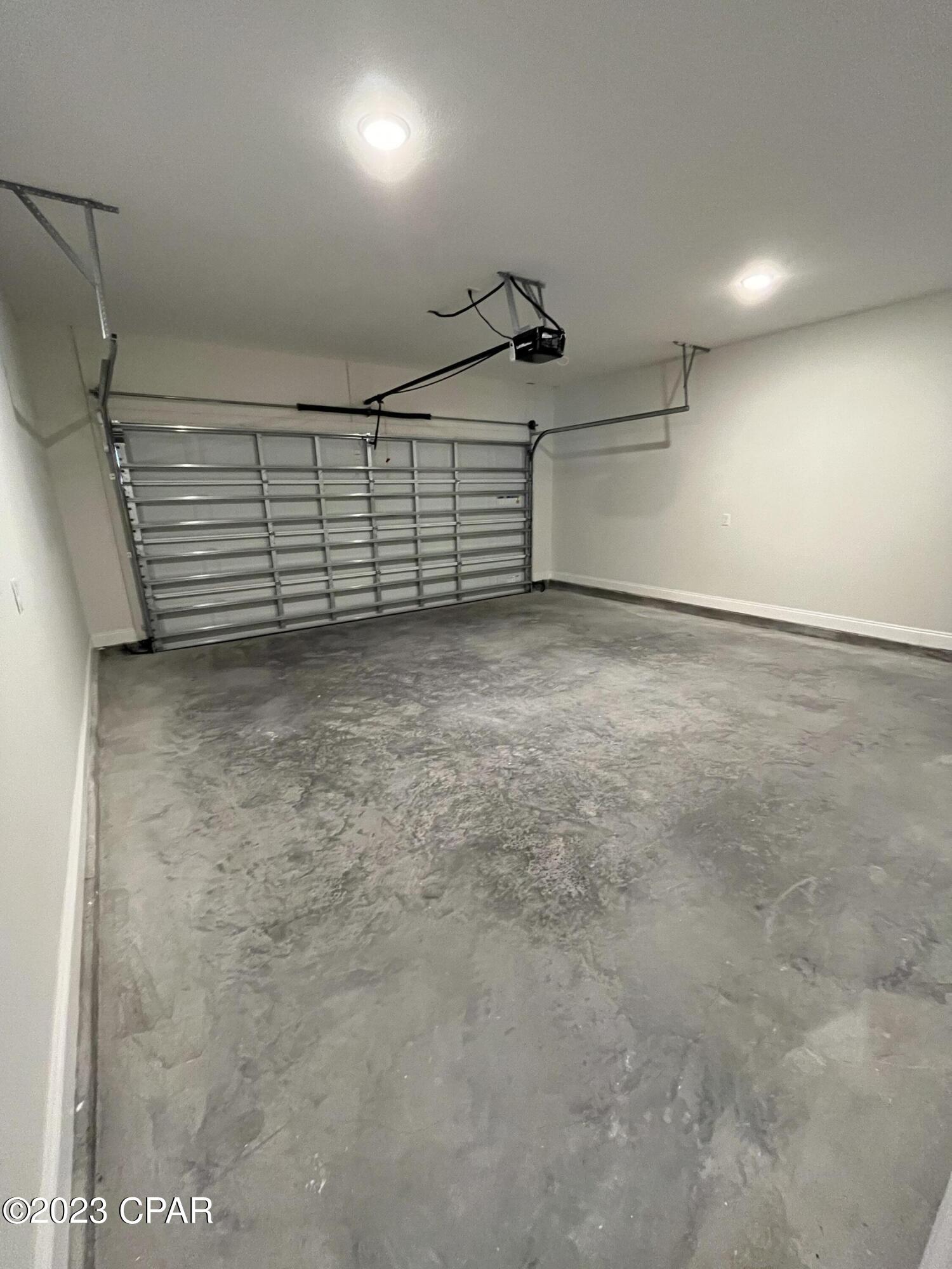 Aleczander Preserve - Residential Lease