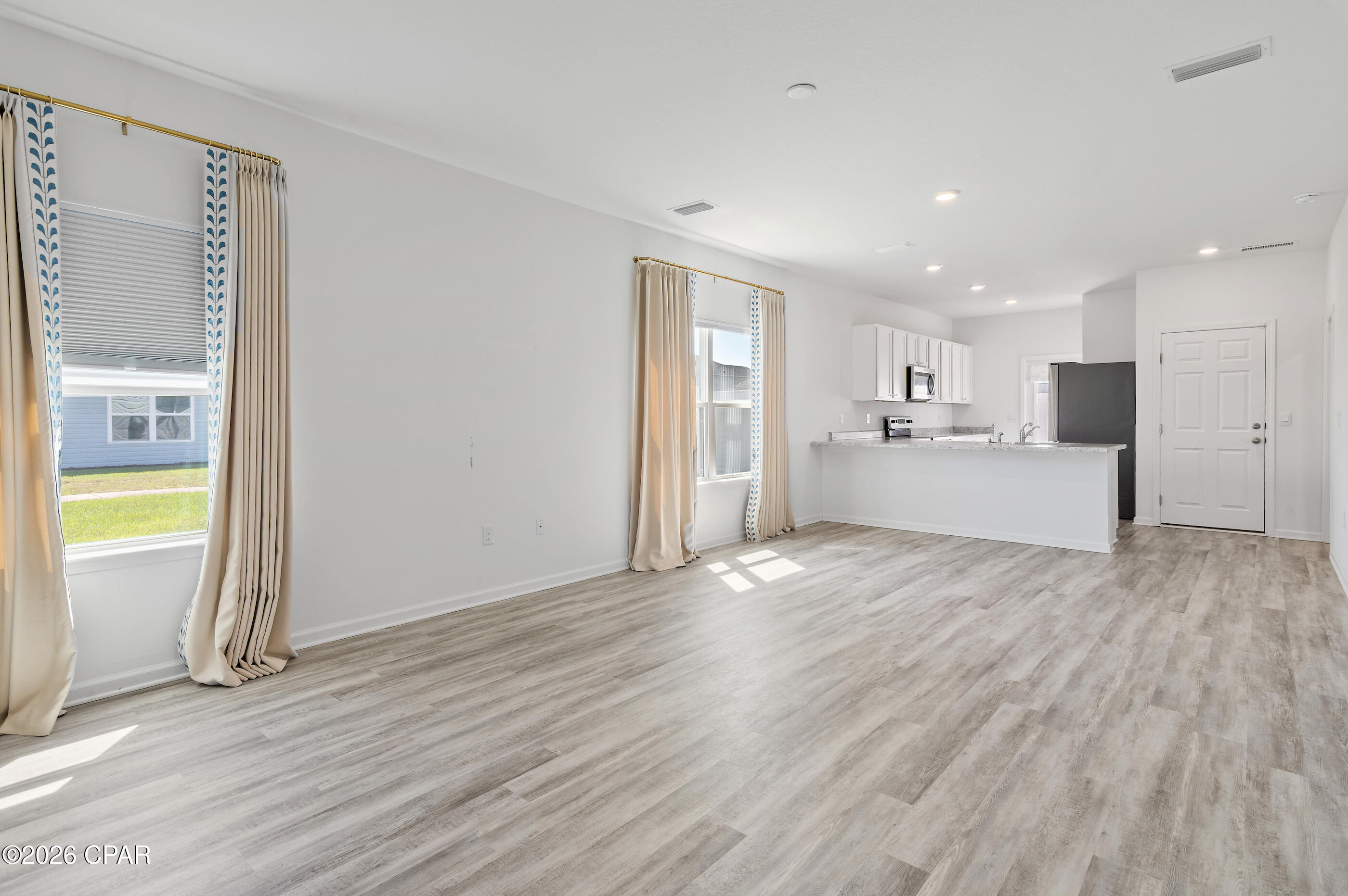 [No Recorded Subdiv] - Residential Lease