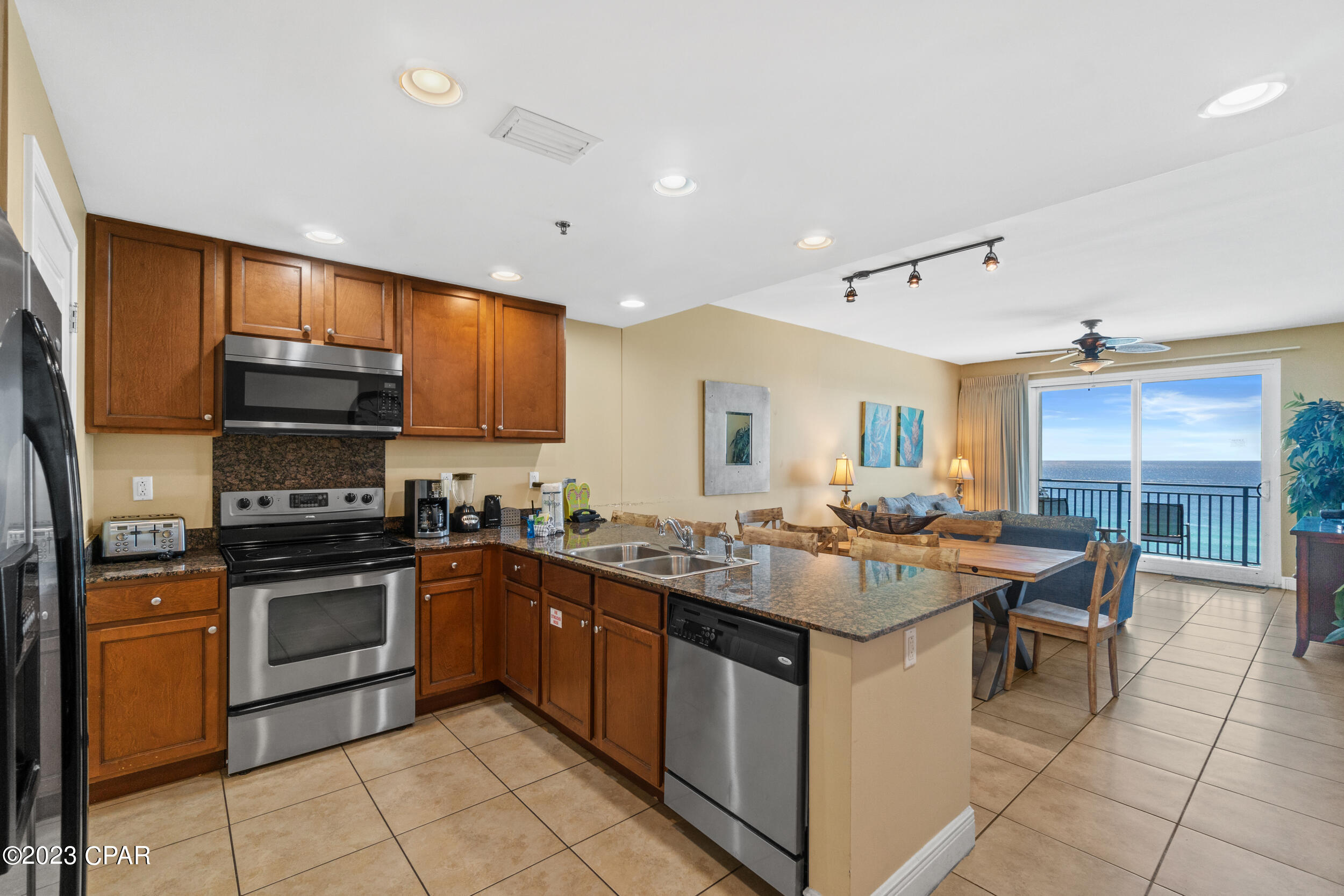 Sterling Breeze - Residential