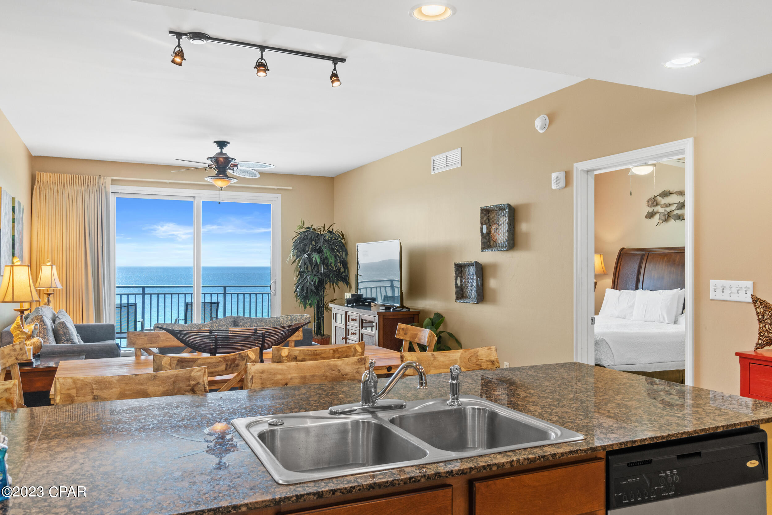 Sterling Breeze - Residential