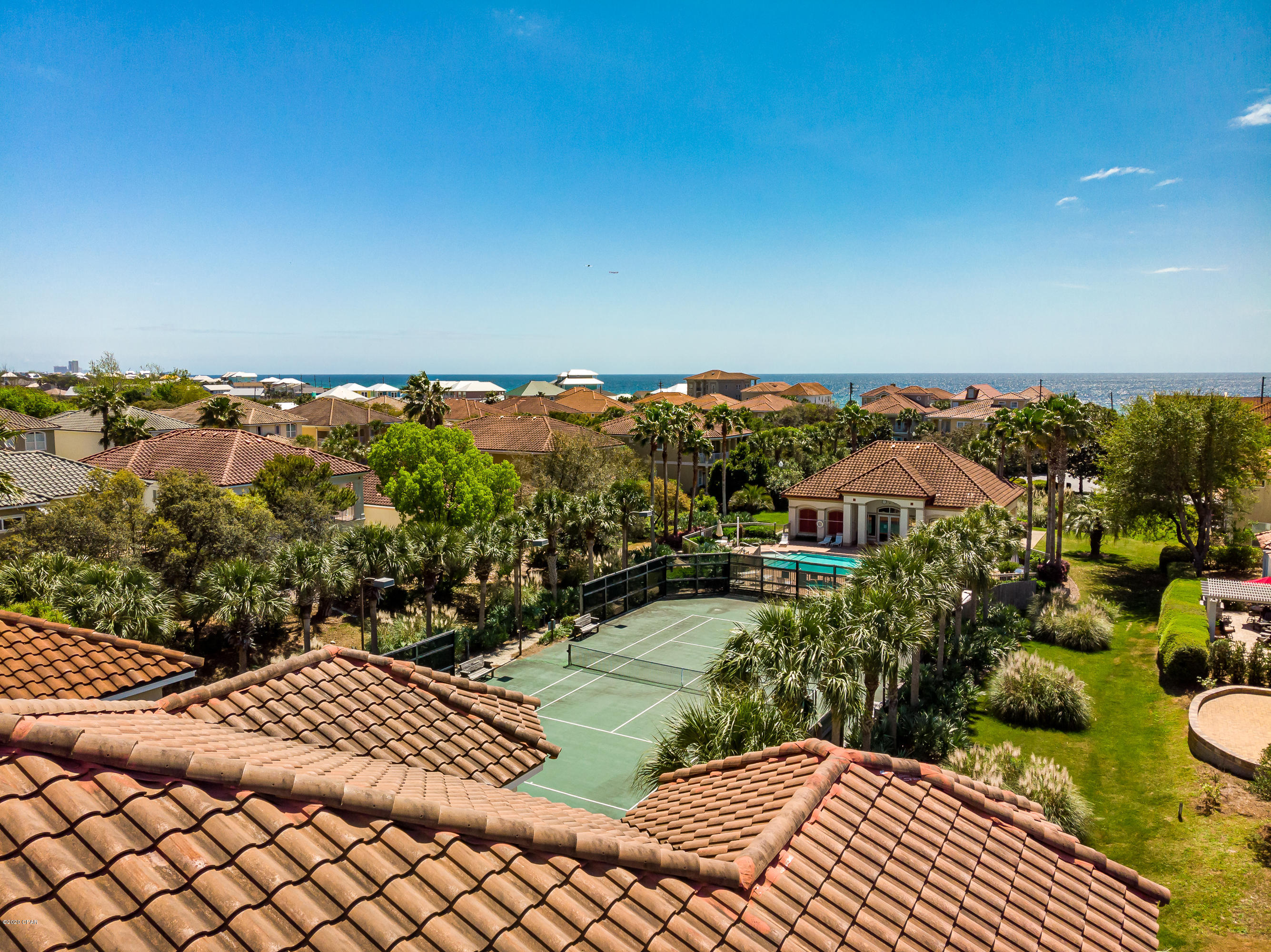 La Valencia Beach Resort - Residential