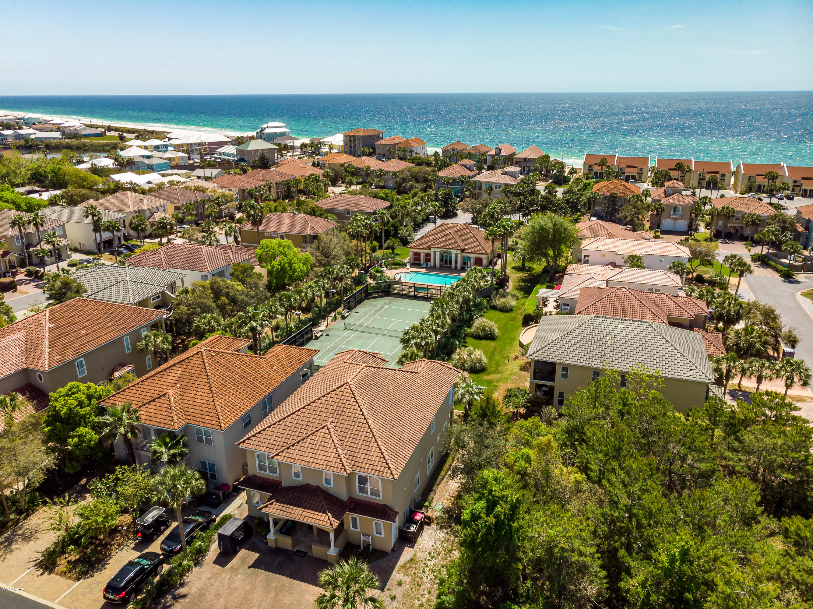 La Valencia Beach Resort - Residential