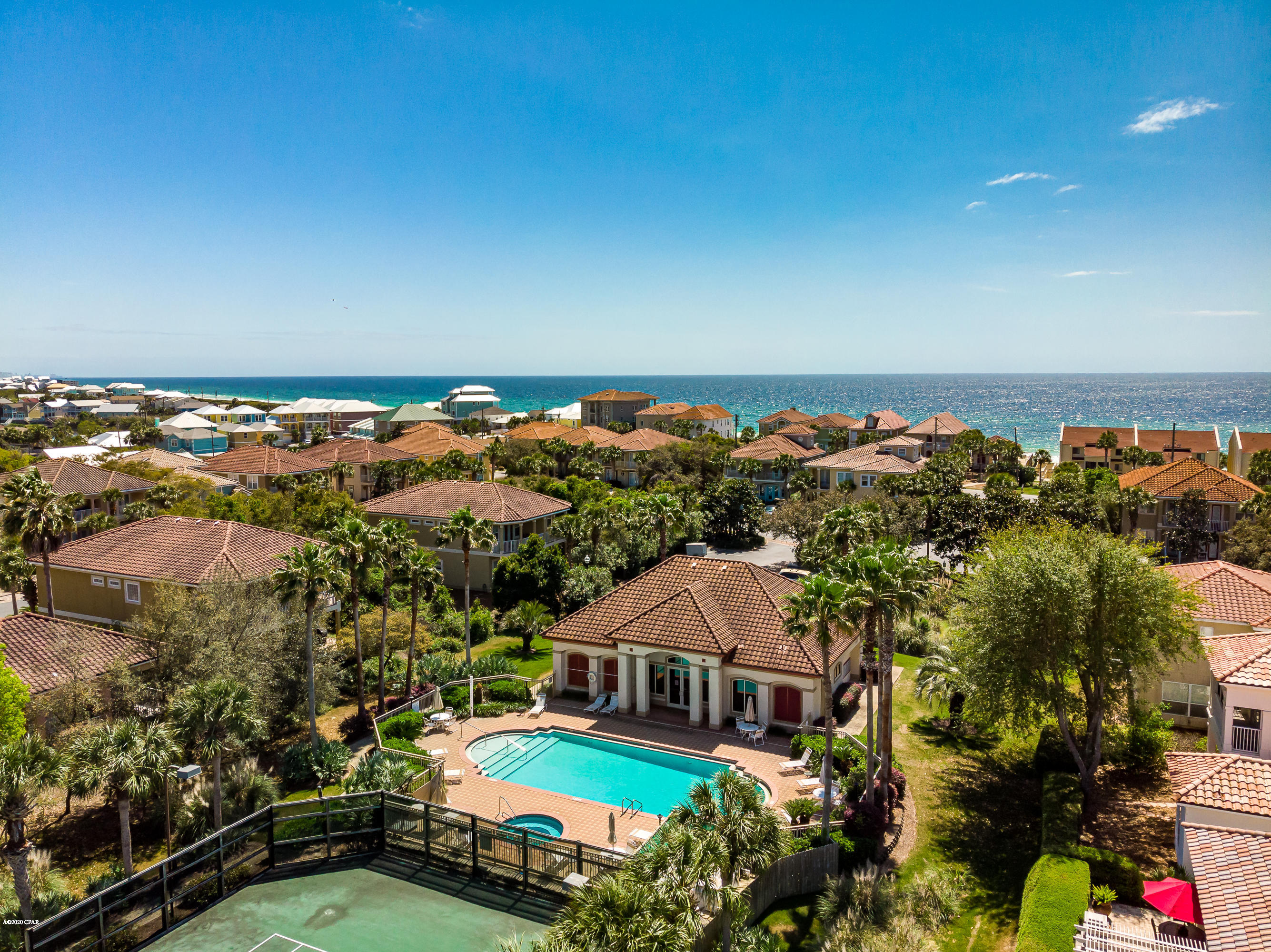 La Valencia Beach Resort - Residential