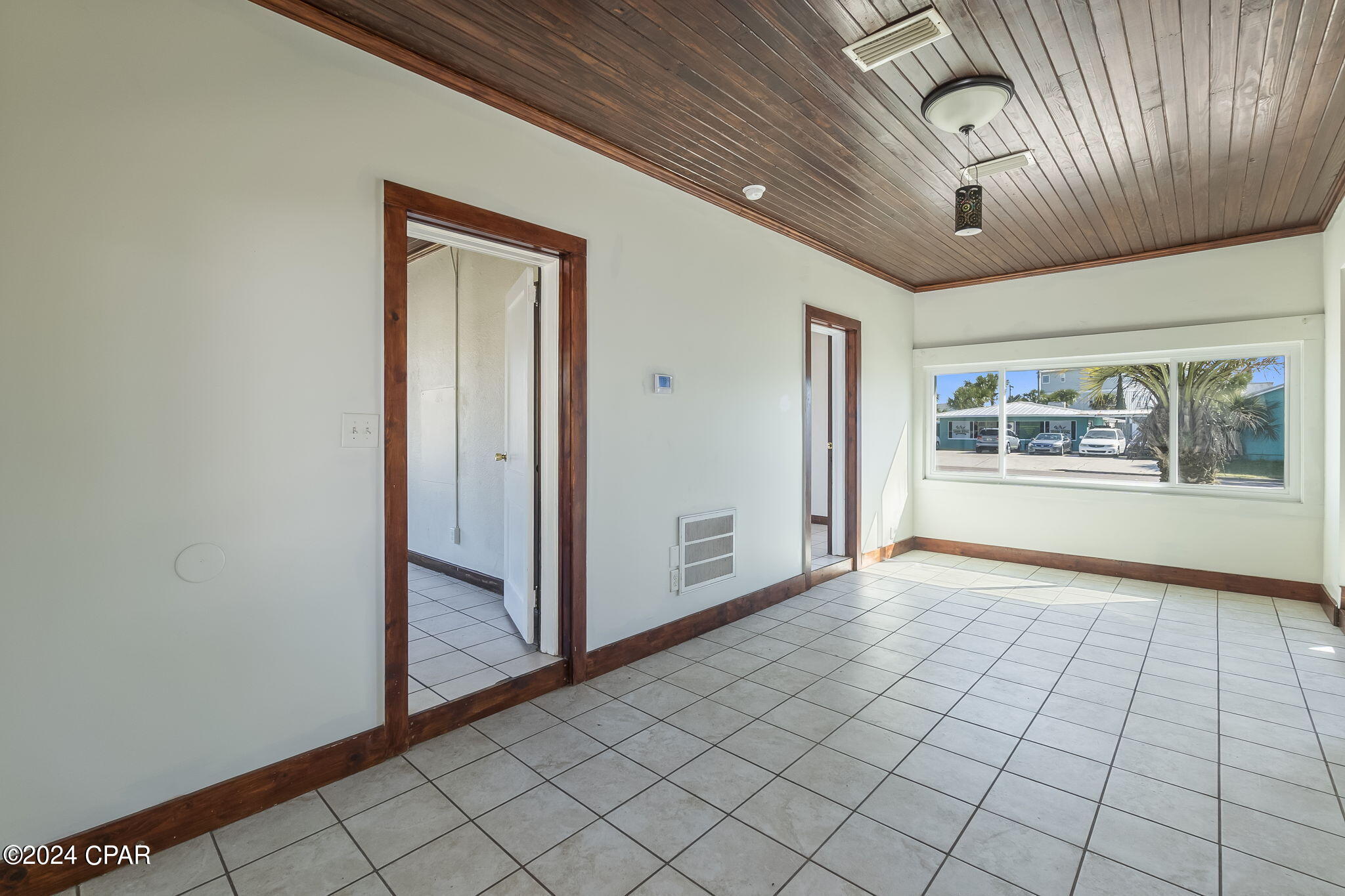 Bahama Beach - Residential