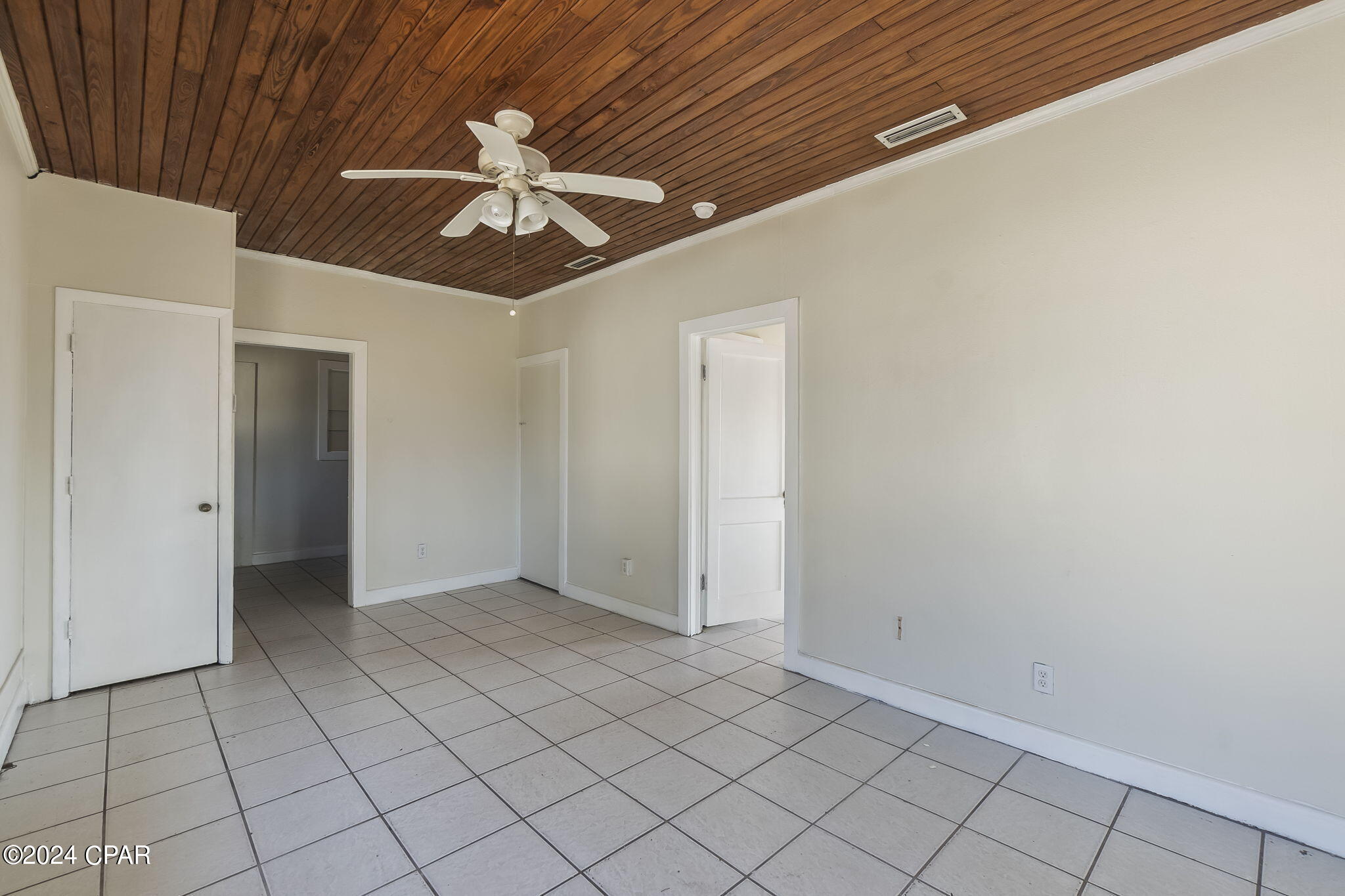 Bahama Beach - Residential