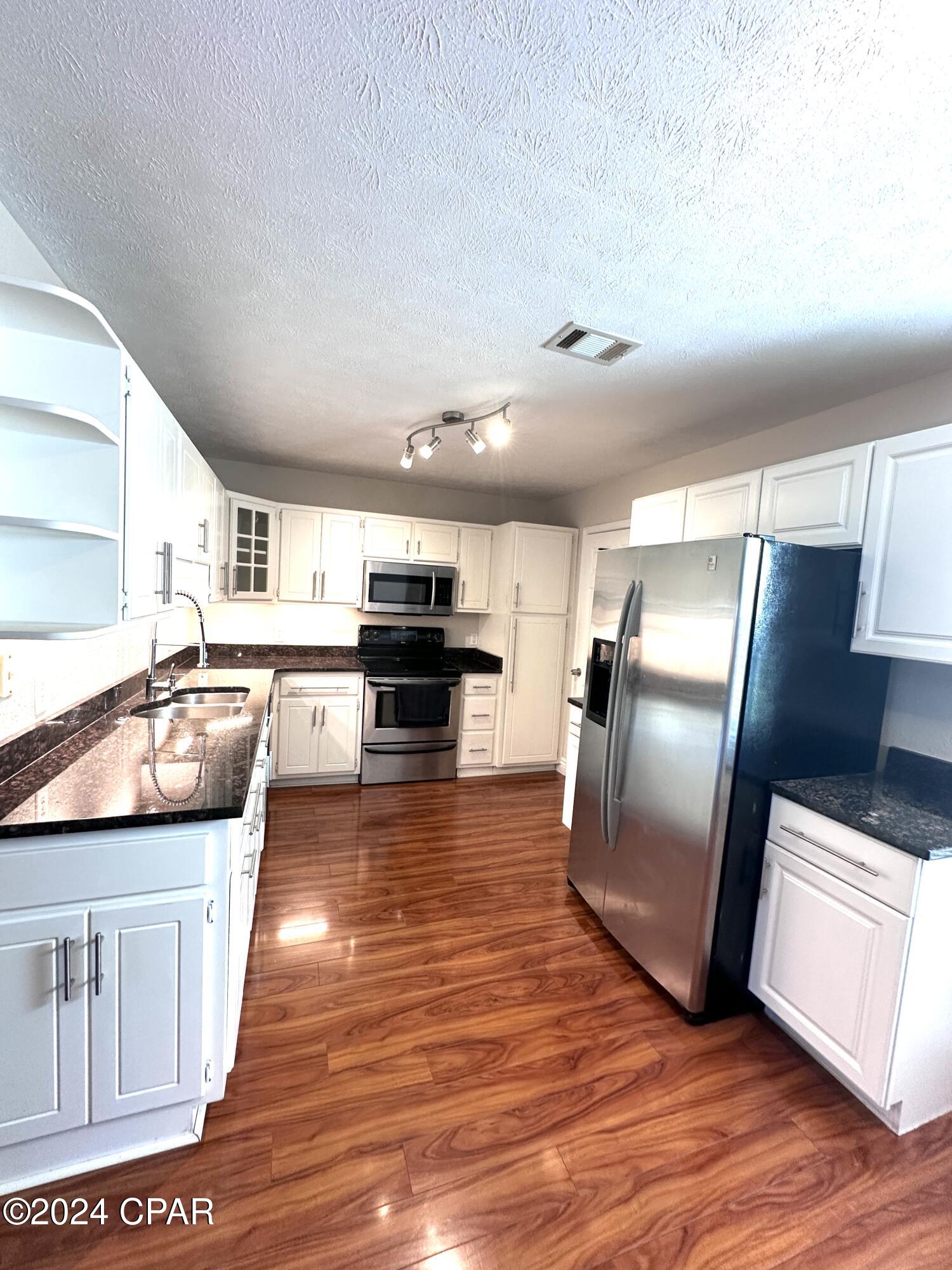 North Lagoon Heights Phase II - Residential Lease