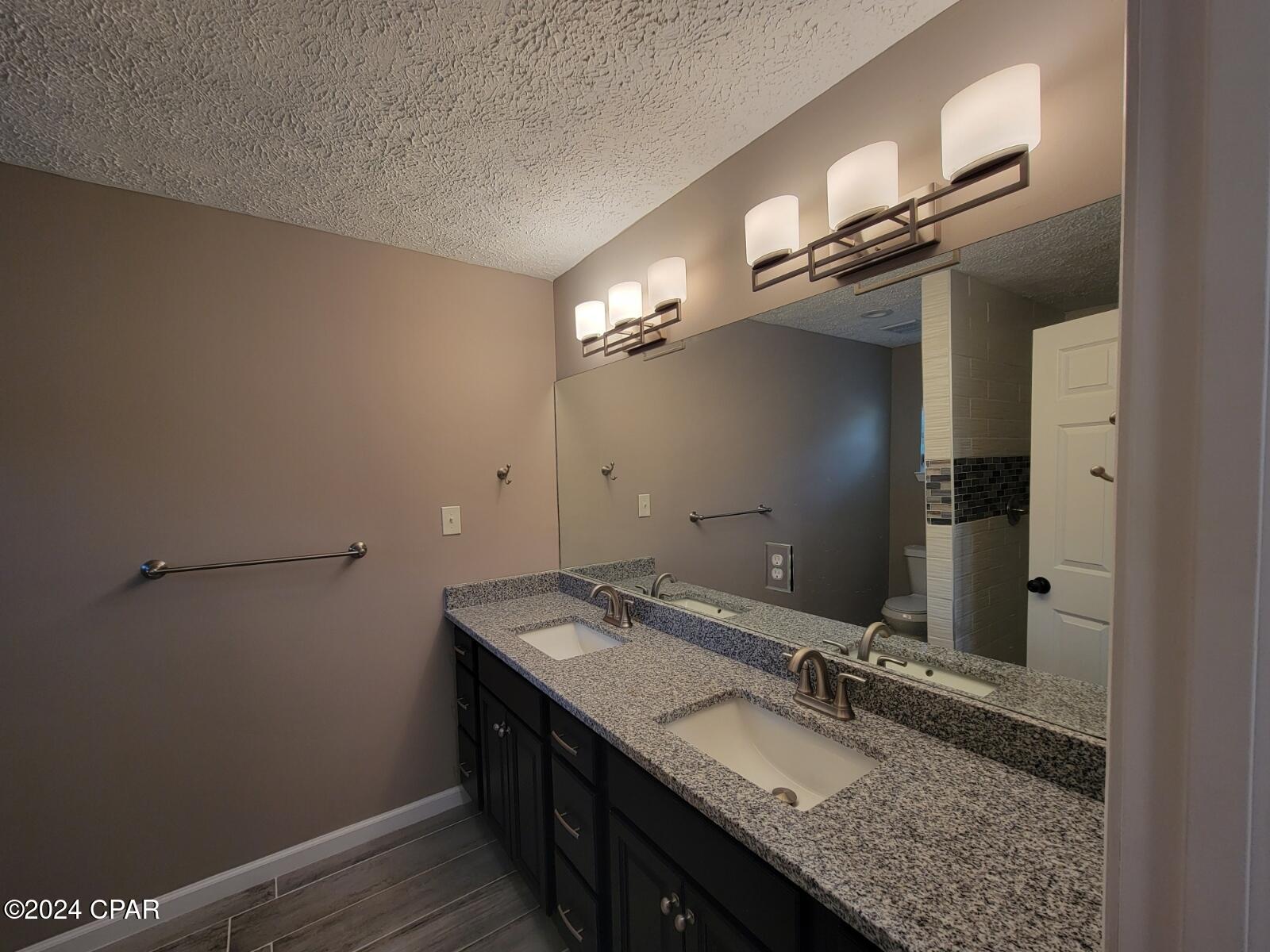 Cherry Hill Unit 1 - Residential Lease