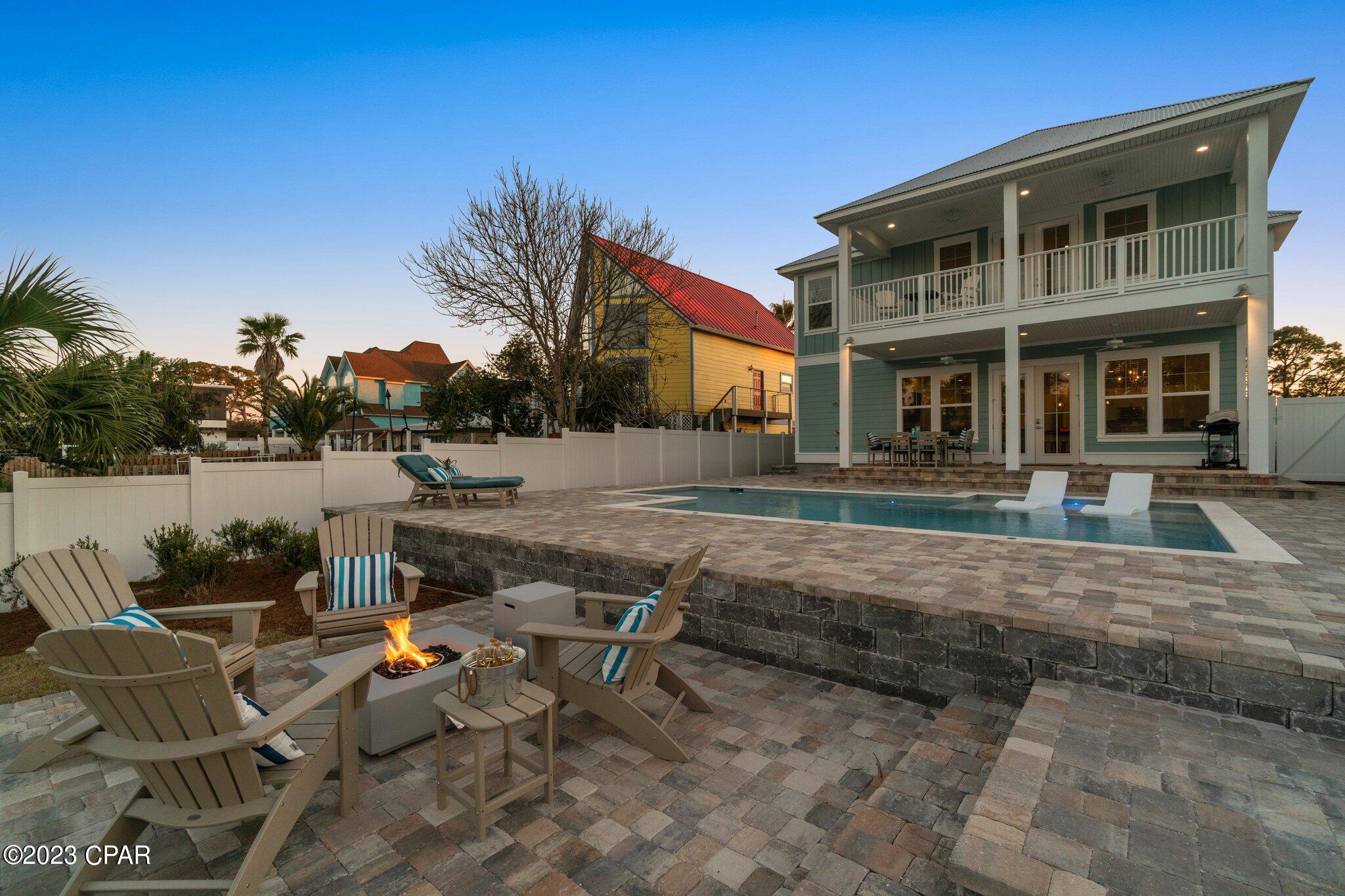 Gulf Lagoon Beach - Residential