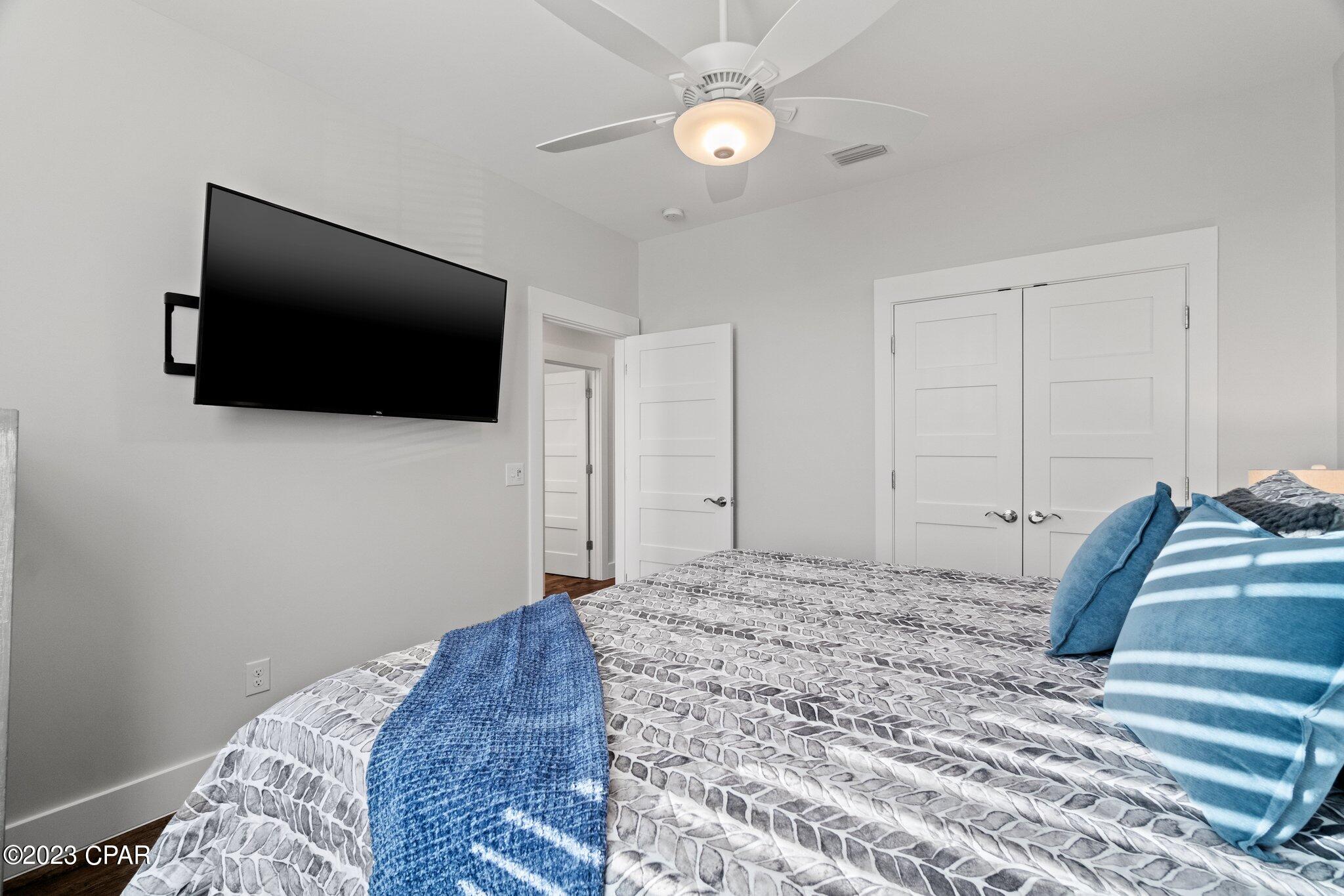 Gulf Lagoon Beach - Residential
