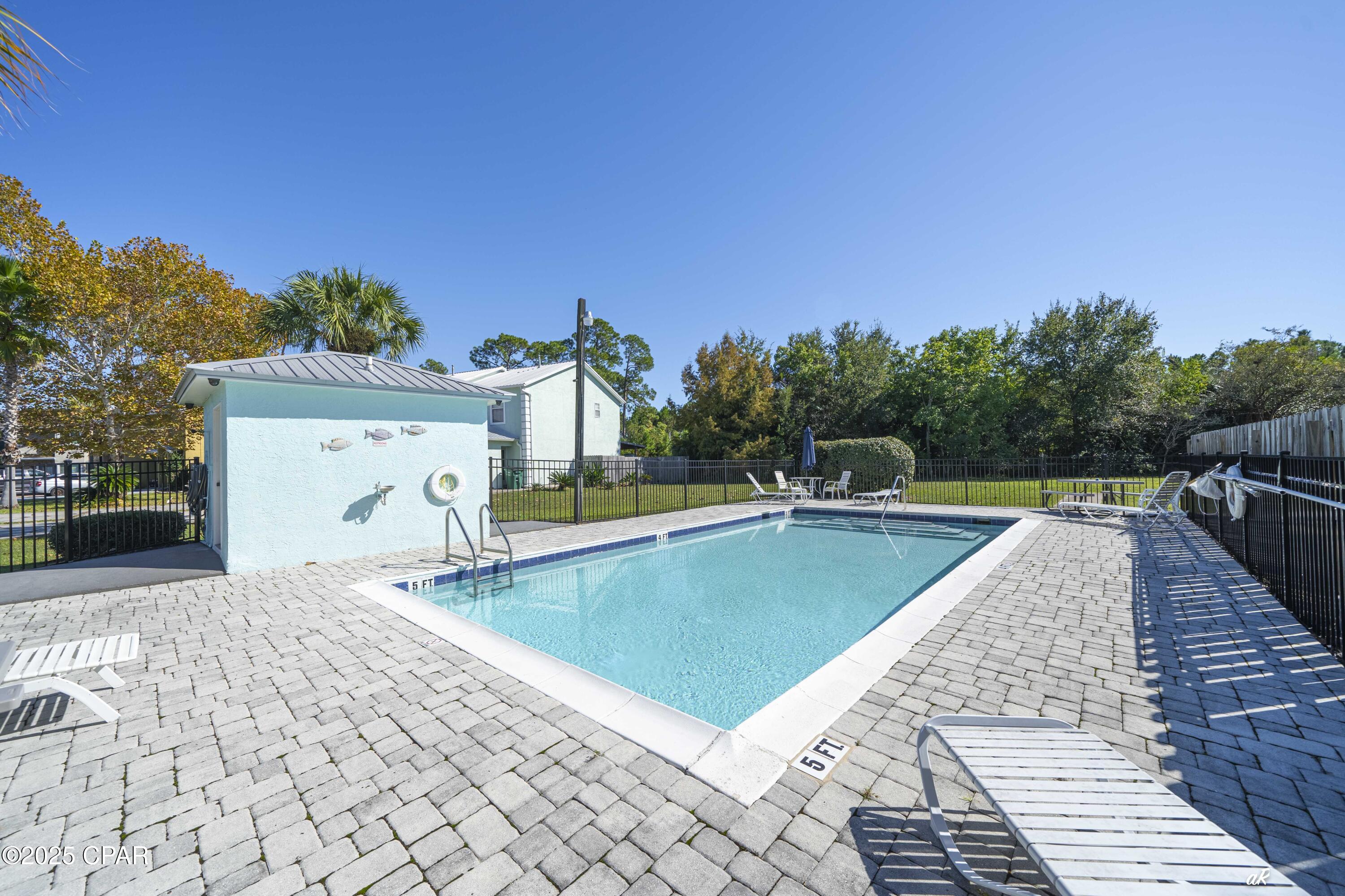Harbour Towne - Residential