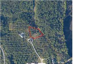 Great lot on cud-de-sac across street from Southern Living Idea House. Located in flood zone X, convenient to airport, Pier Park, restaurants and the beaches of the Emerald Coast. The community is over 1,500 acres with amenities include an upscale boat basin with a private boat ramp for launching boats up to 27 feet, over seven 7 miles of scenic waterfront walking/jogging and biking nature trails, and a great sauna and pool with community grill to share with friends! Homeowners and guests also have access to an on-site campground which includes restroom and shower facilities. Truly a one-of-a-kind a one-of-a-kind community to build your special place called home!