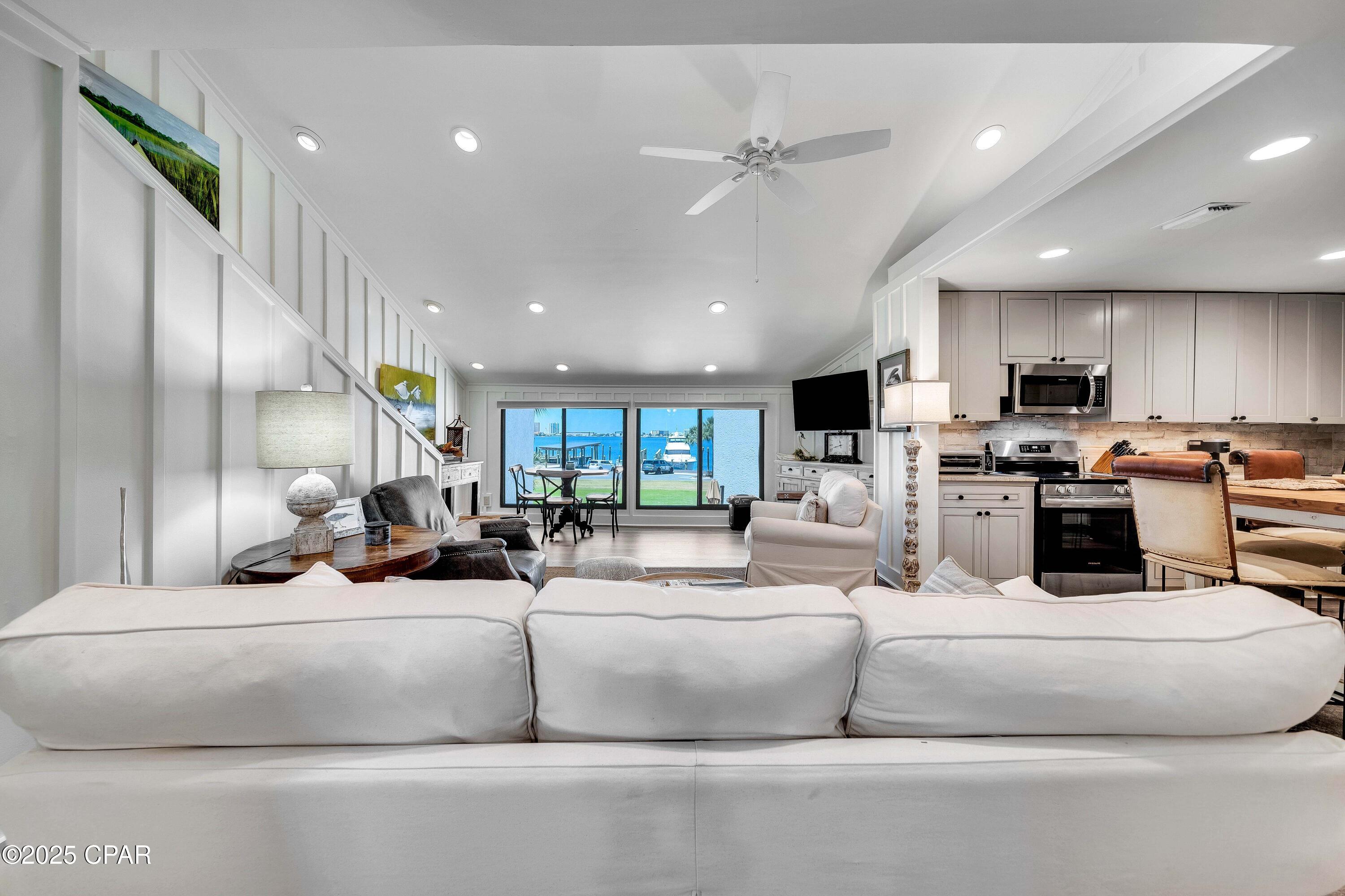 Bay Point Harbour Villas - Residential