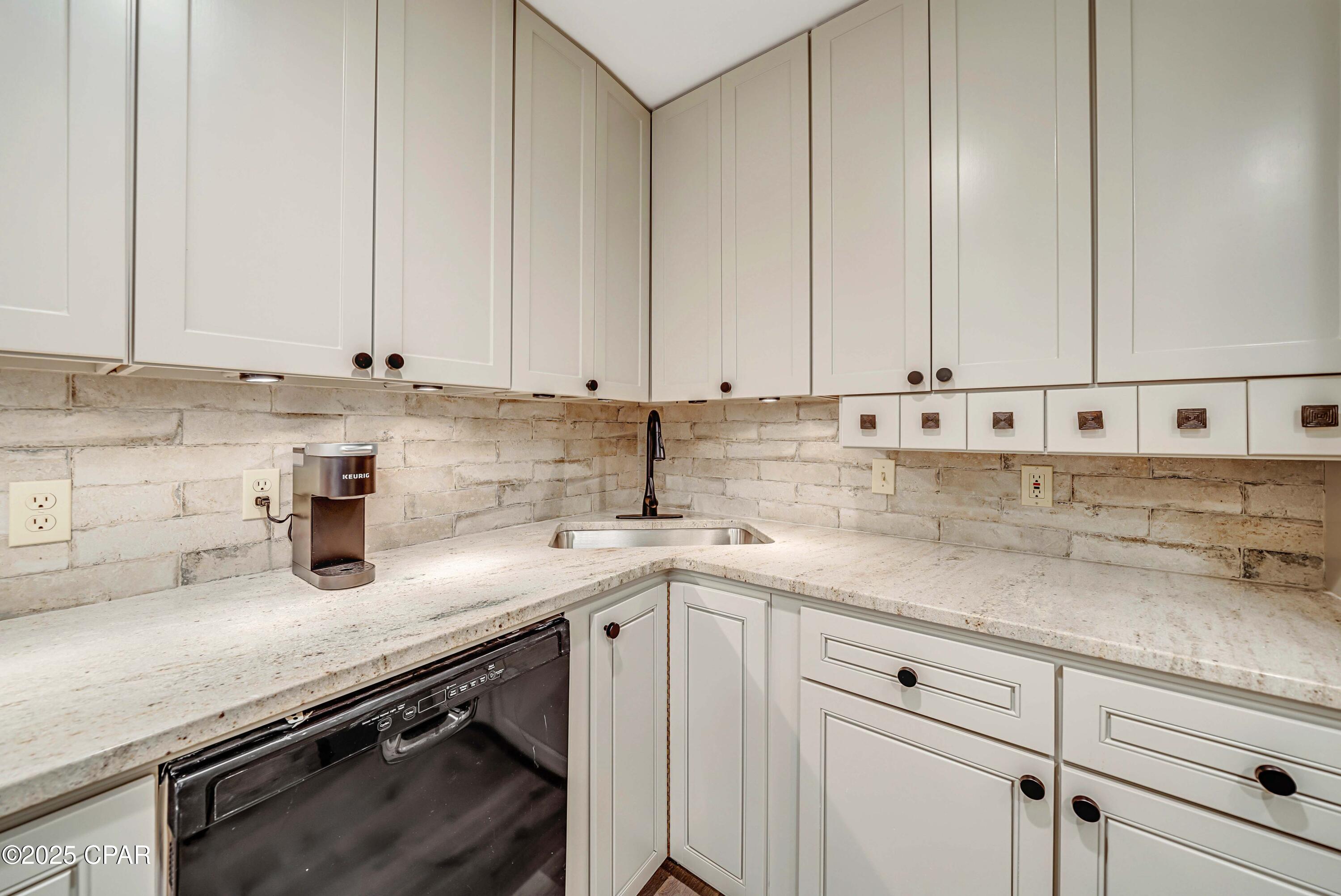 Bay Point Harbour Villas - Residential