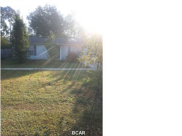 Move right in to a Lynn Haven rental! Quiet neighborhood, fenced backyard w/large deck. House has den for 3rd room/office/craft, etc. Neutral paint, remodeled kitchen & bath, and located close to everything.