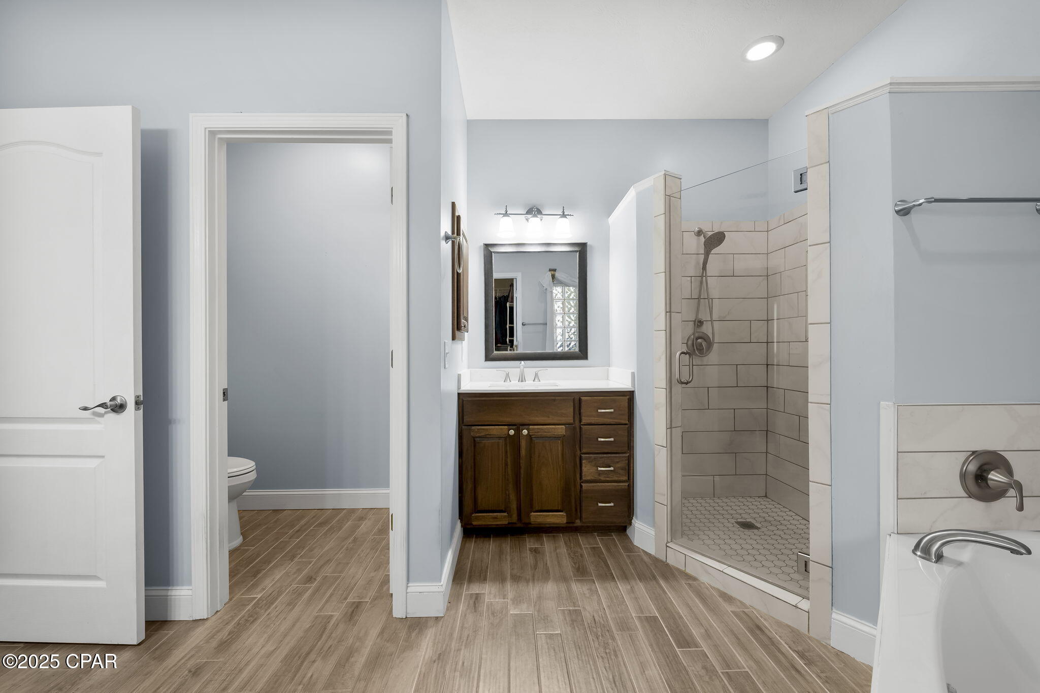 Country Club Harbour Estates - Residential
