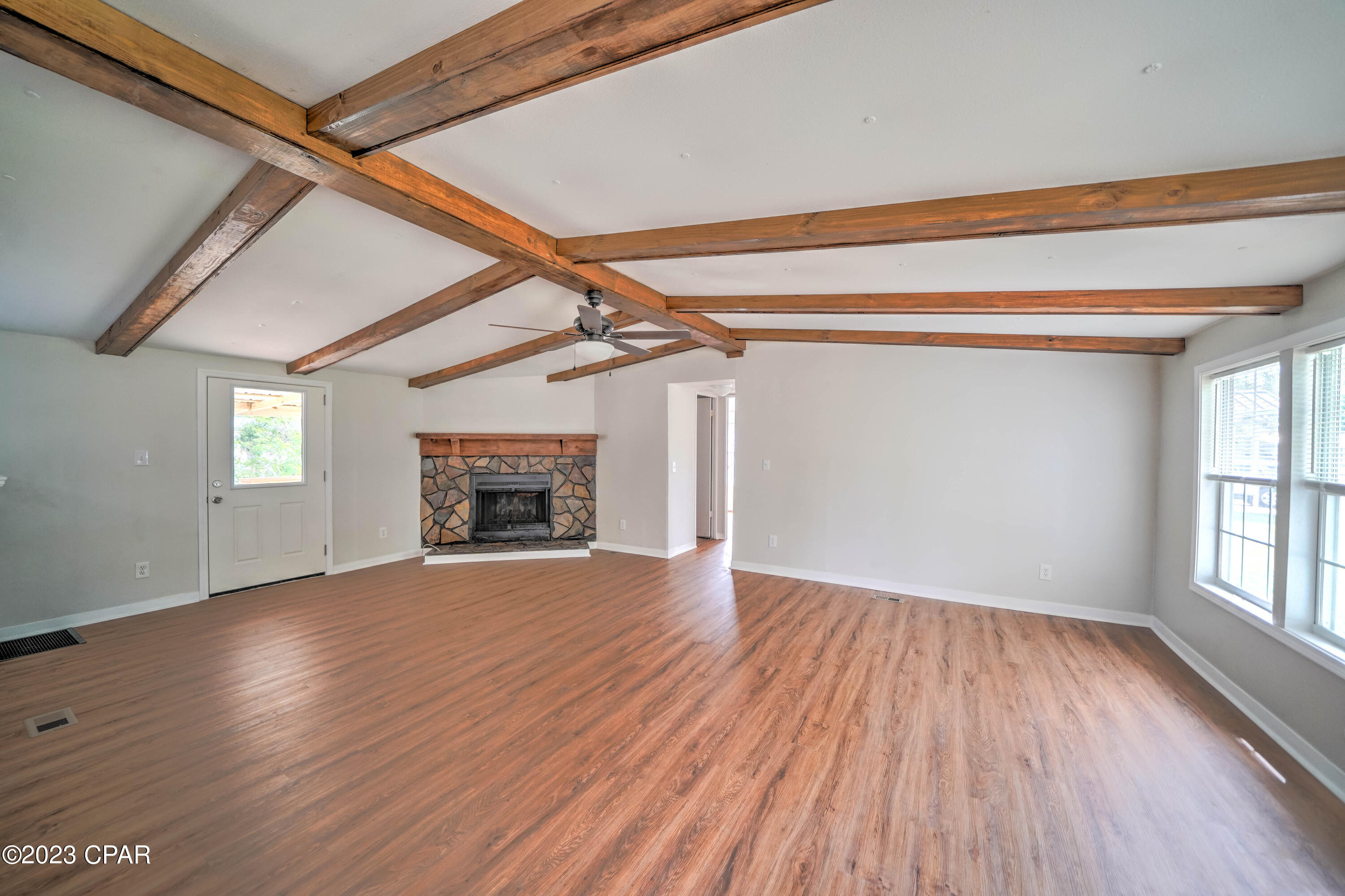 North Lagoon Oaks 7th - Residential
