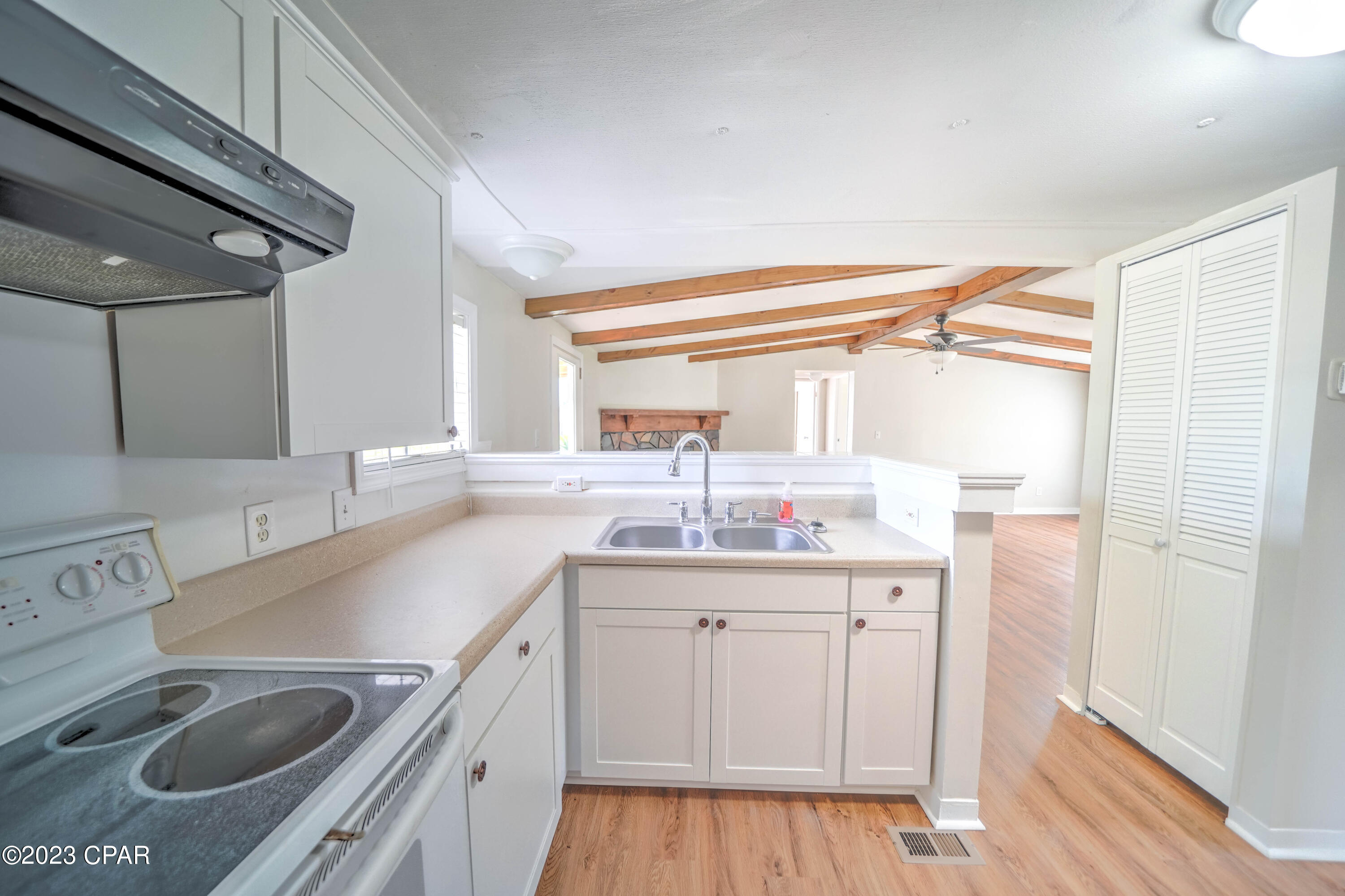 North Lagoon Oaks 7th - Residential