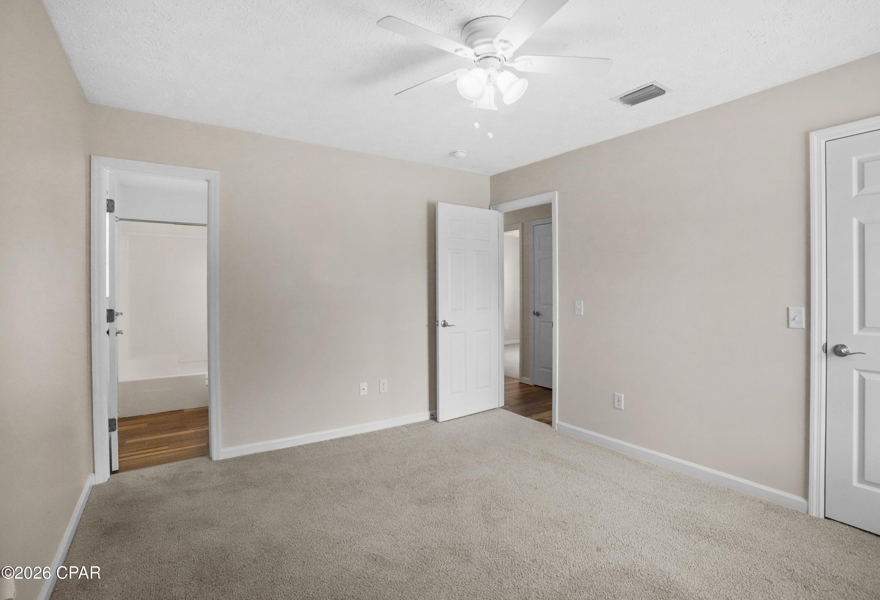 [No Recorded Subdiv] - Residential Lease
