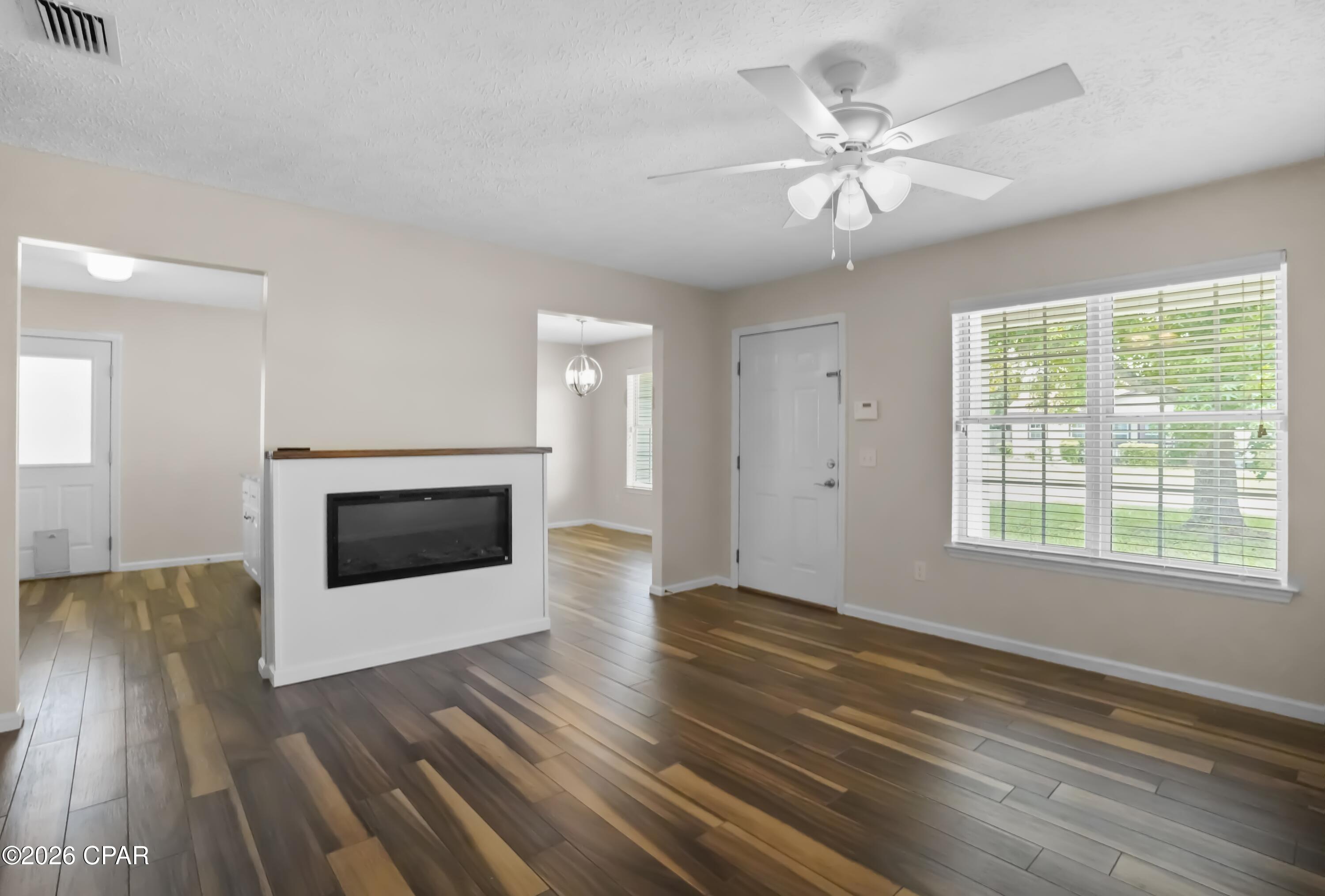 [No Recorded Subdiv] - Residential Lease