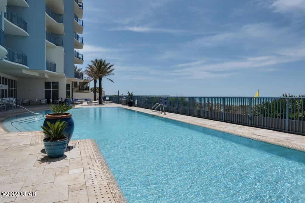 Sterling Breeze - Residential