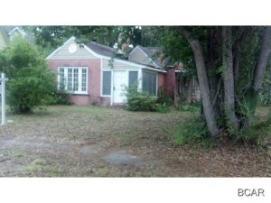 This property is located on Grace Avenue and could be used for commercial. House needs some work. Sold as is where is. Short sale.