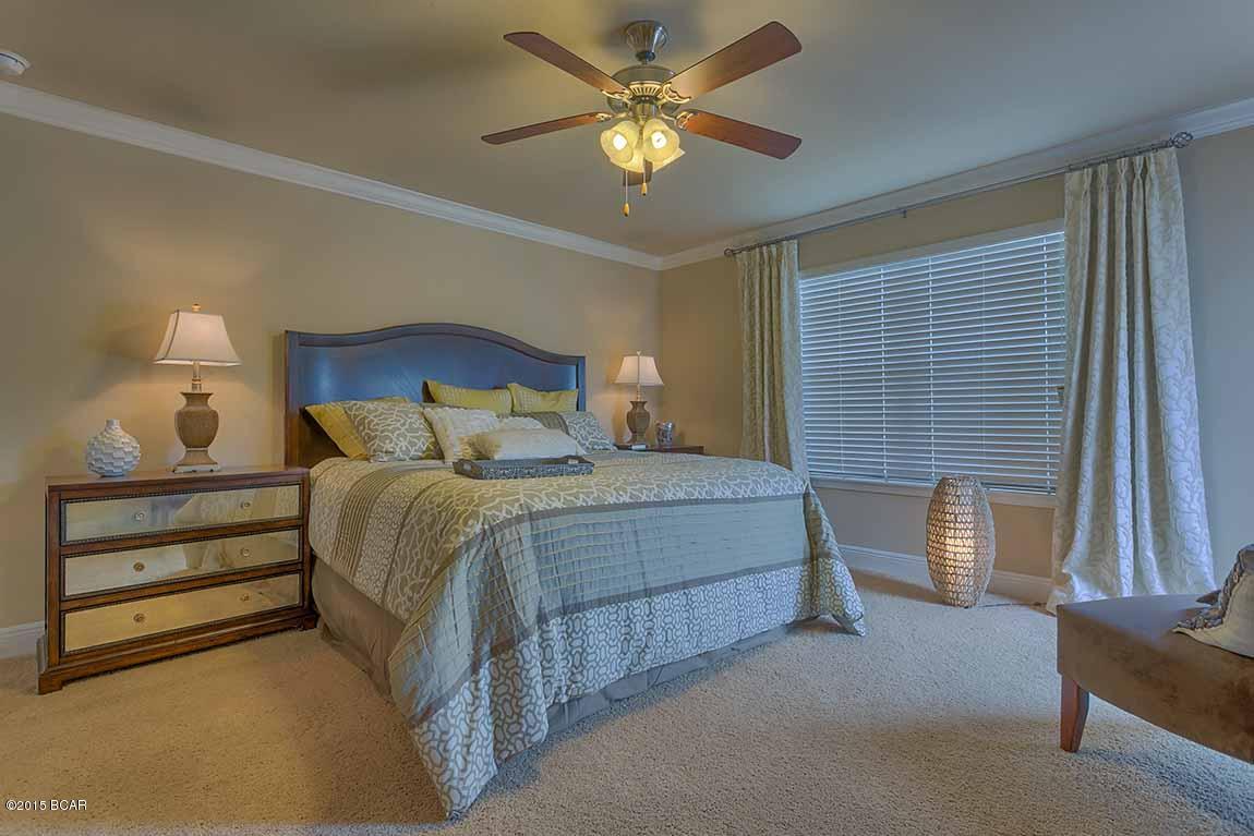 Magnolia Bay Club - Residential