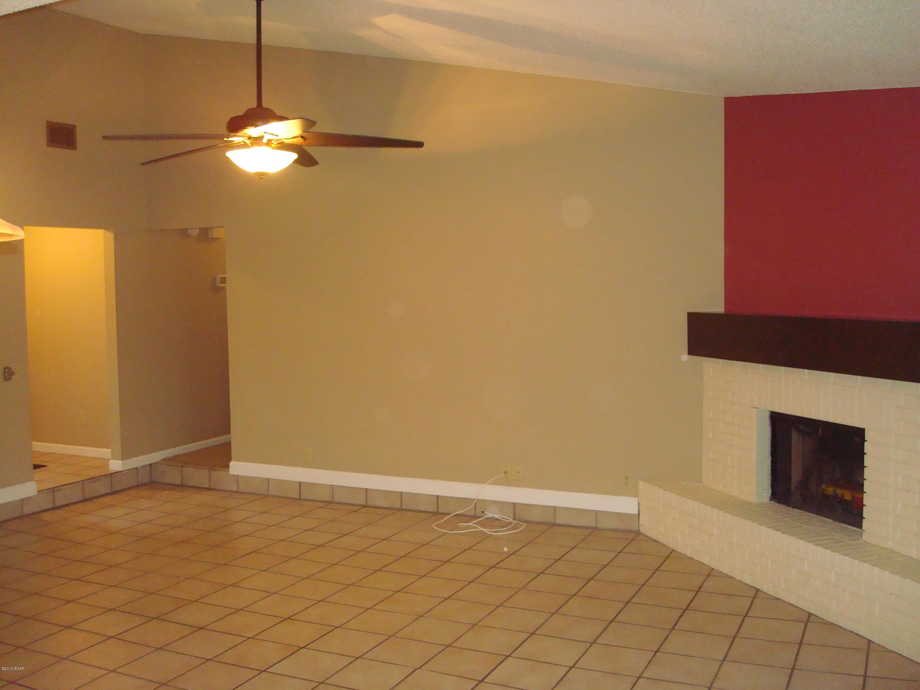 Grand Lagoon Shores 1 - Residential Lease