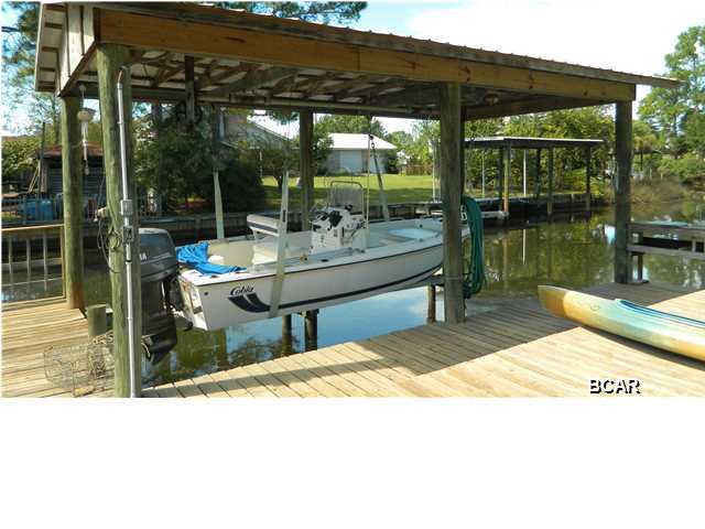 Baywood Shores Est Unit 4 - Residential Lease