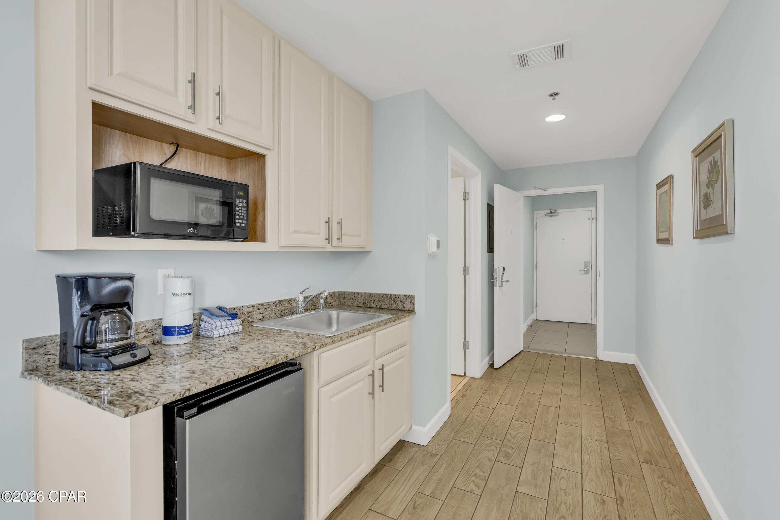 Splash Condo - Residential