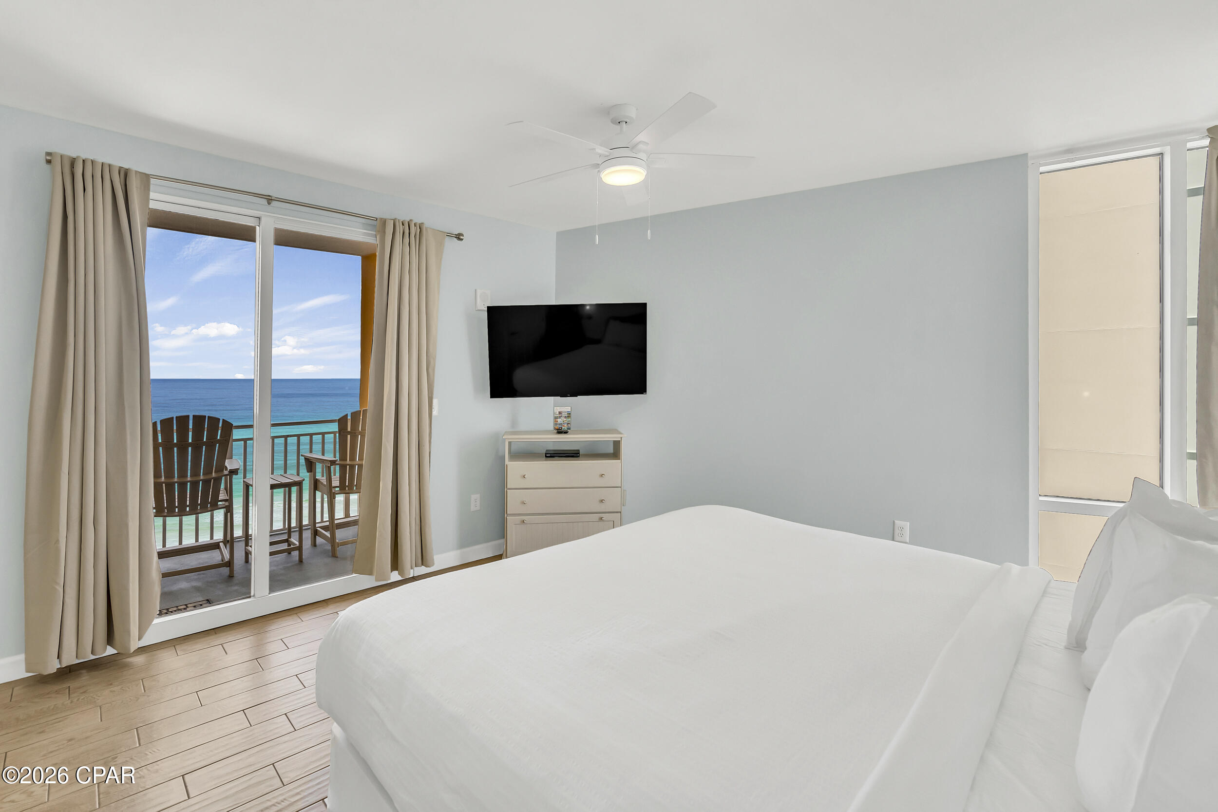 Splash Condo - Residential