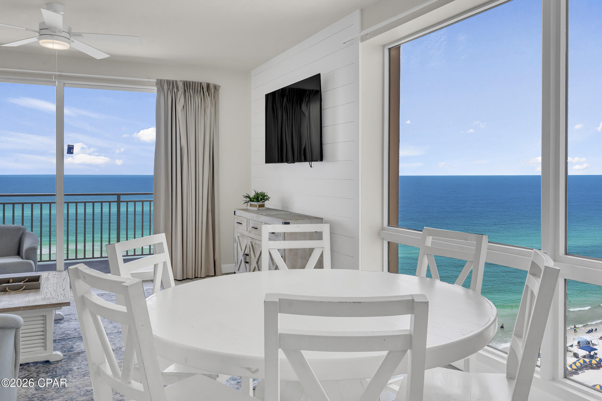 Splash Condo - Residential