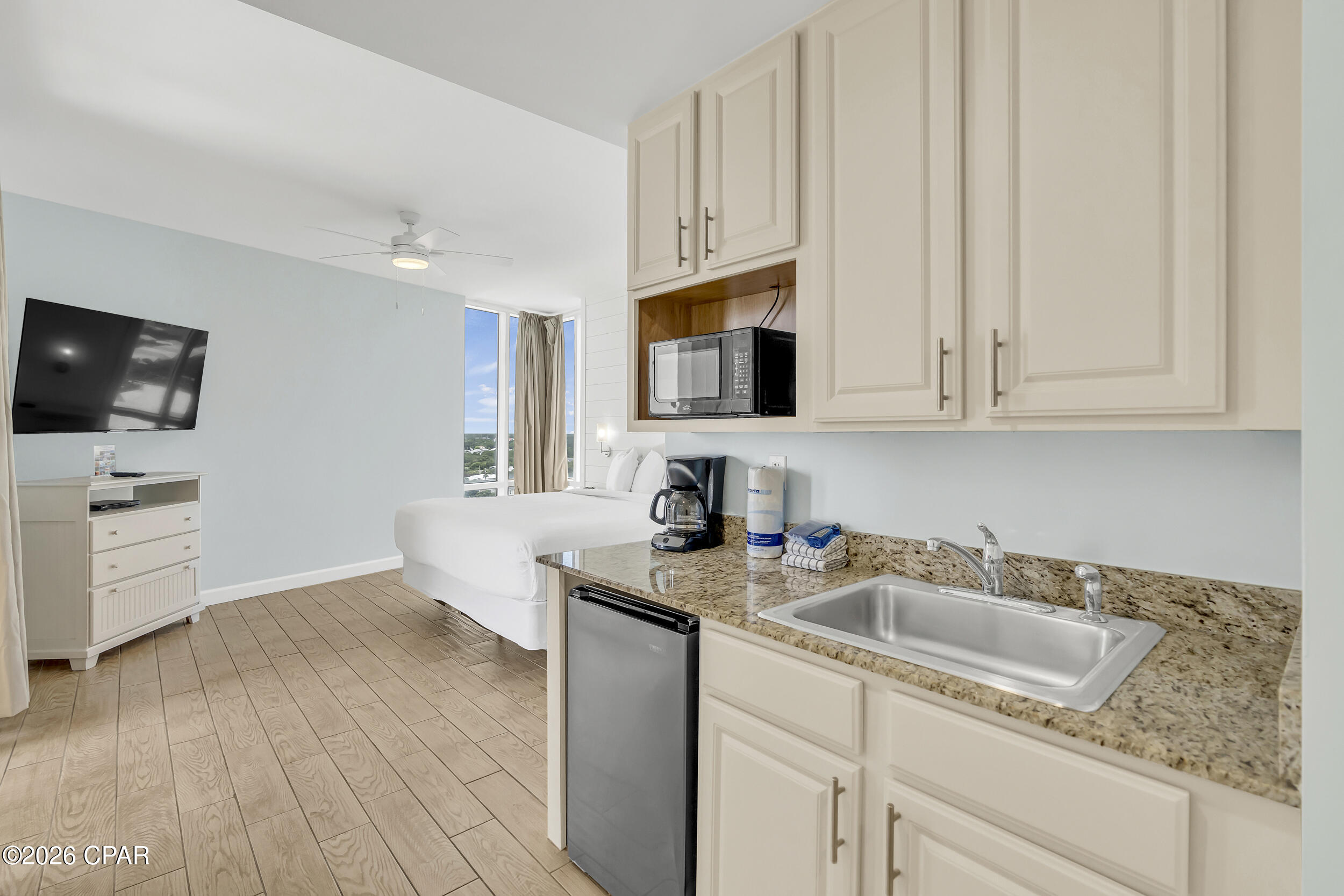Splash Condo - Residential