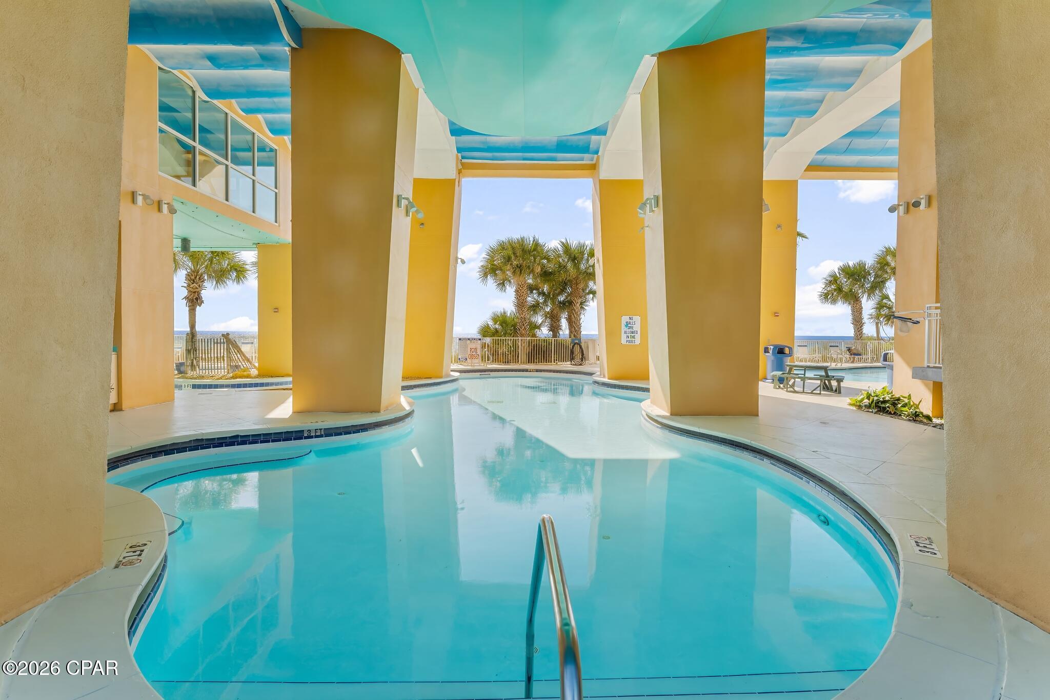Splash Condo - Residential