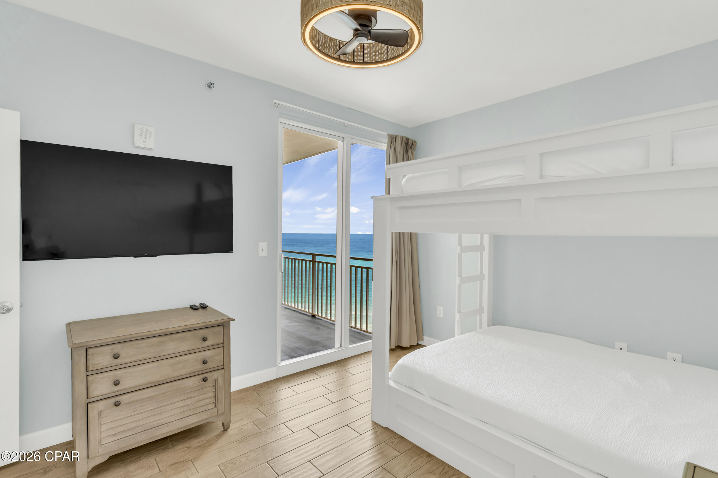 Splash Condo - Residential