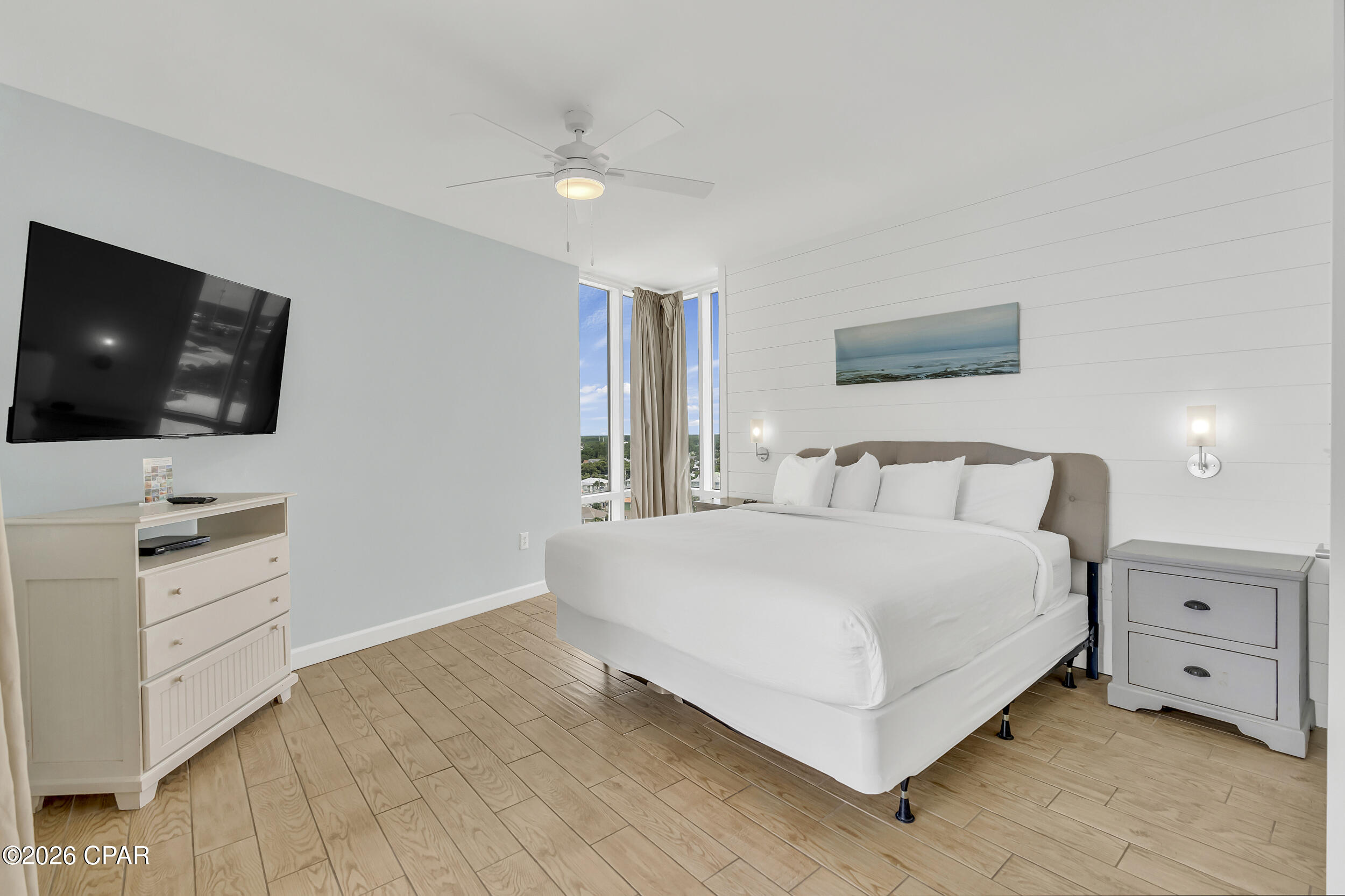 Splash Condo - Residential