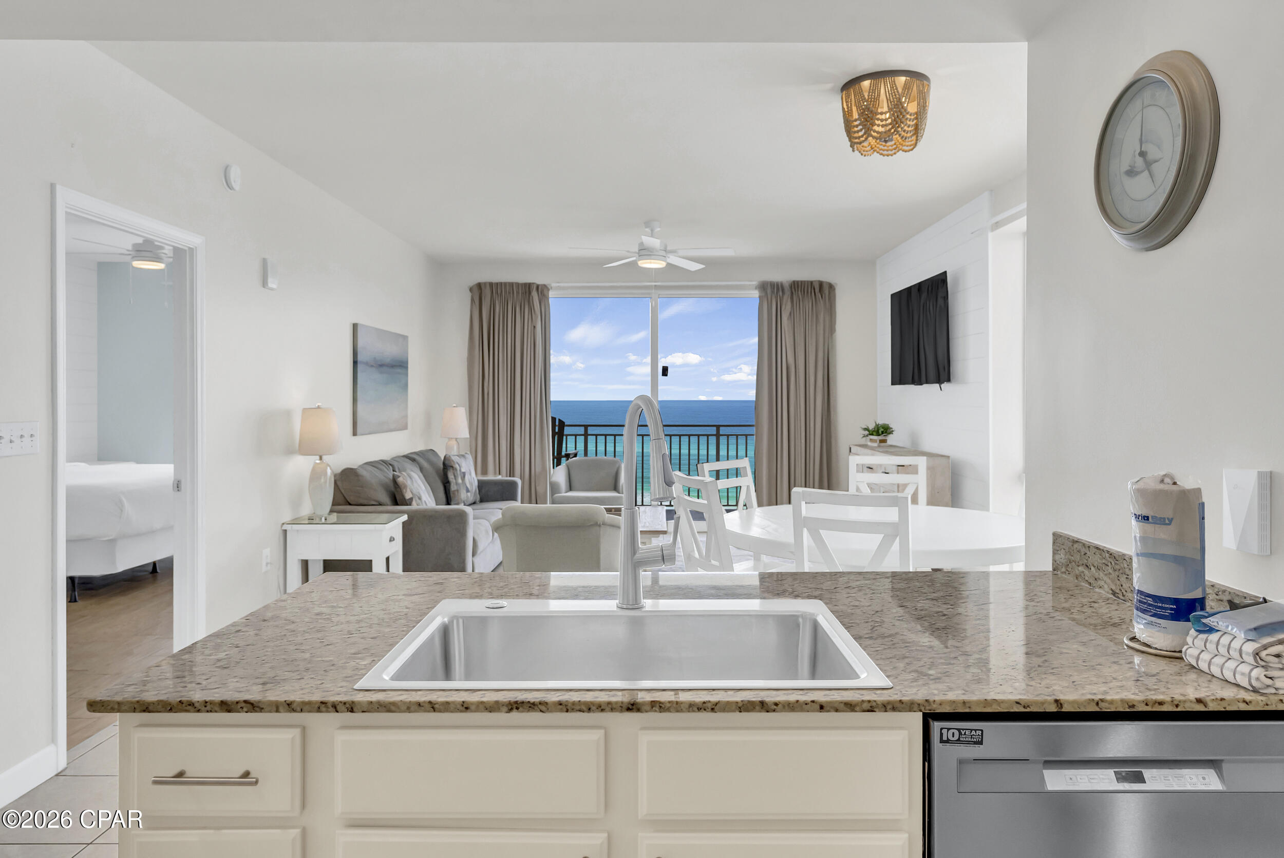 Splash Condo - Residential