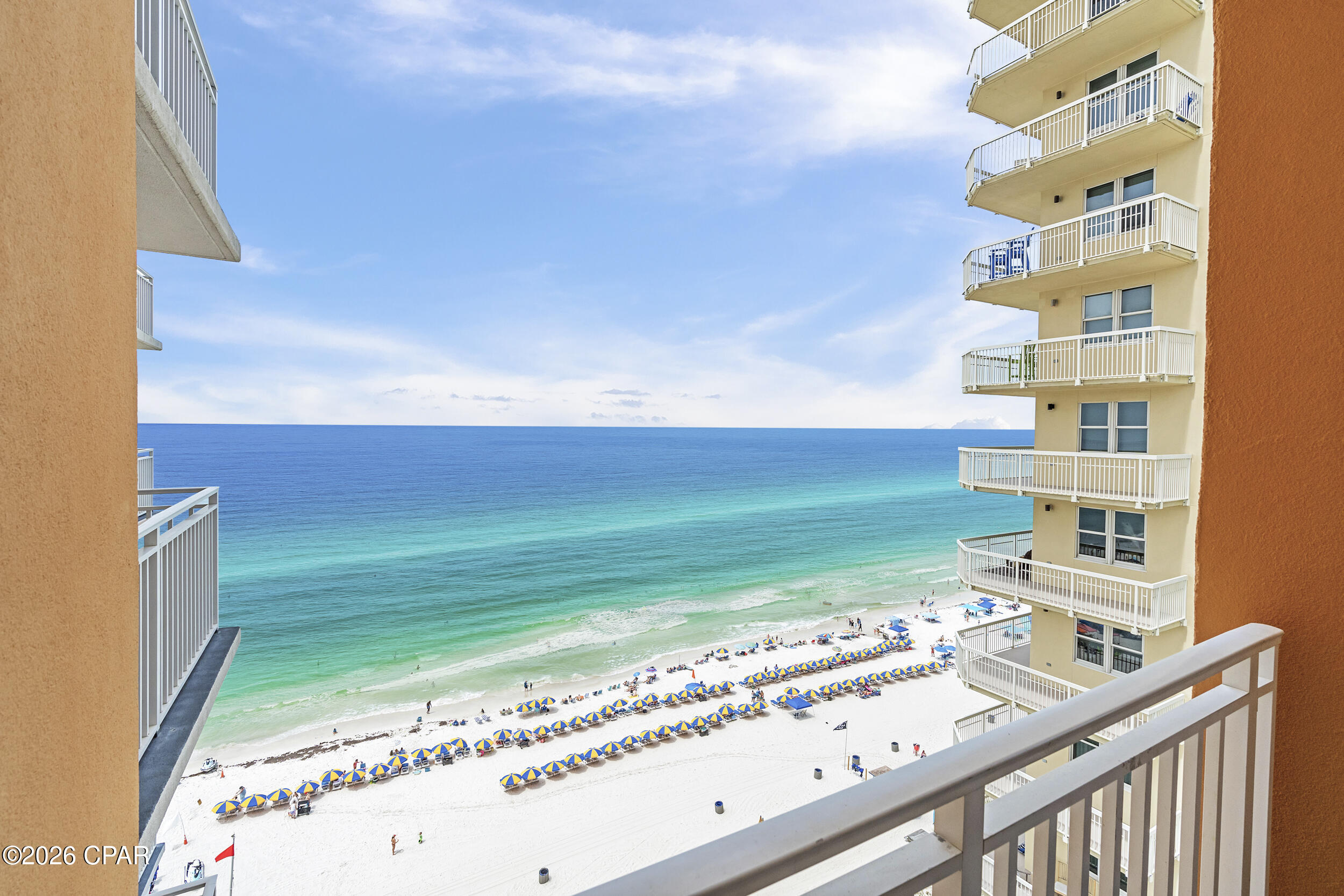 Splash Condo - Residential