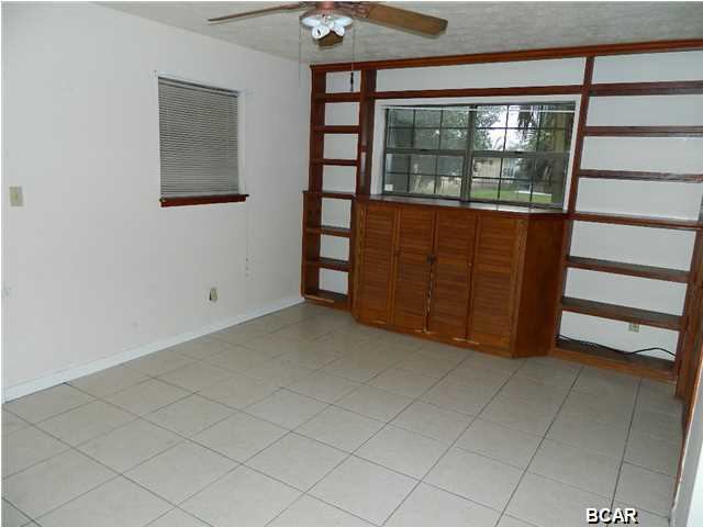 Bahama Beach - Residential Lease