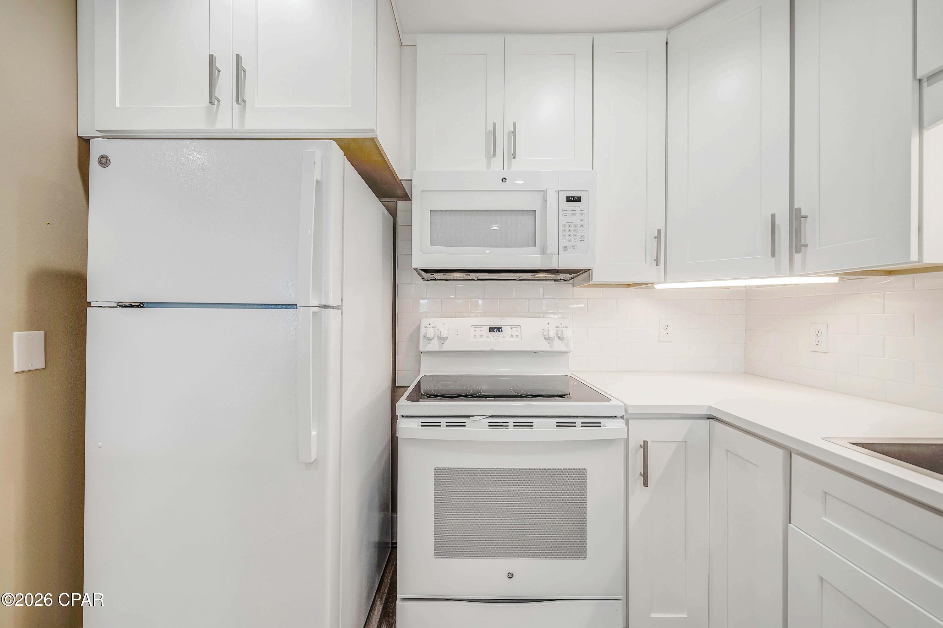 Bay Point Harbour Villas - Residential