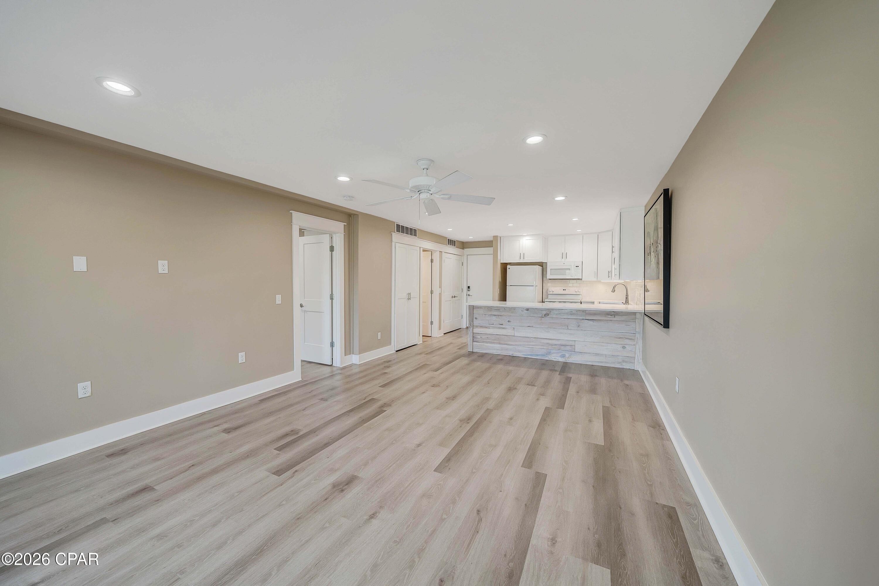 Bay Point Harbour Villas - Residential