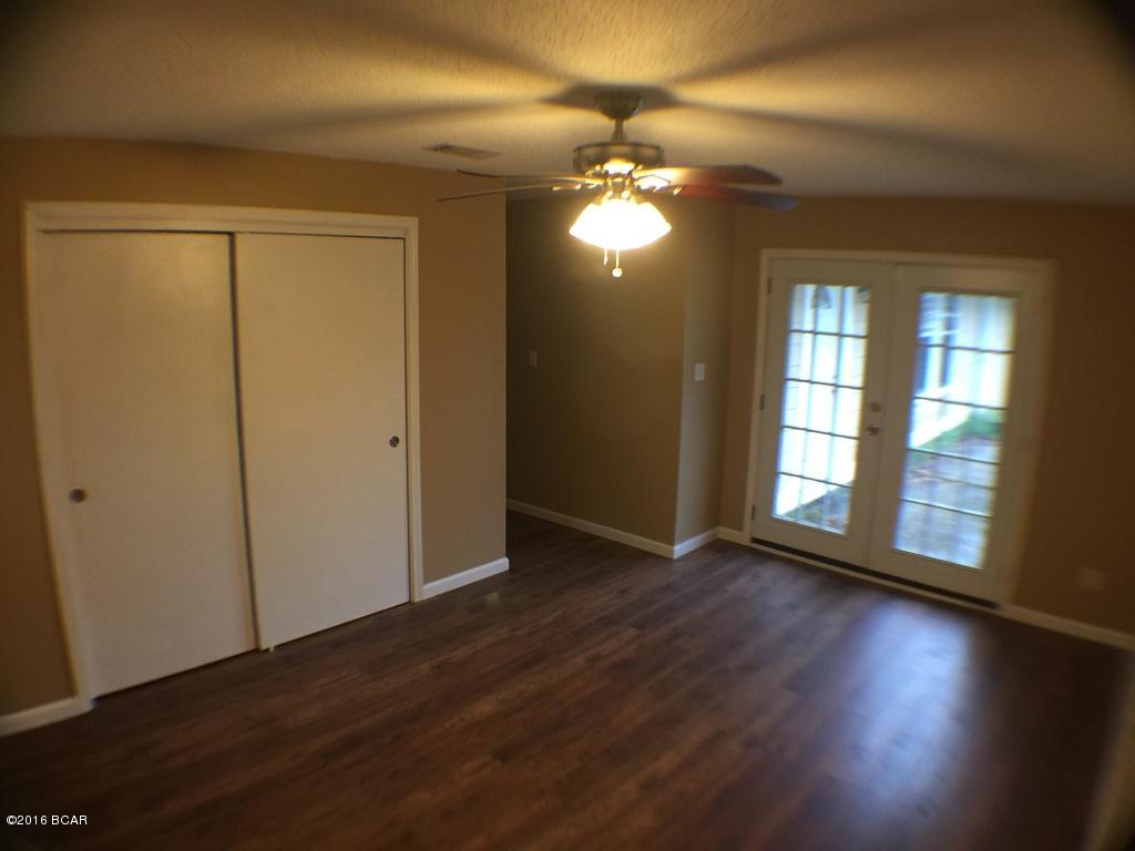 Towne & Country Lake Estates - Residential