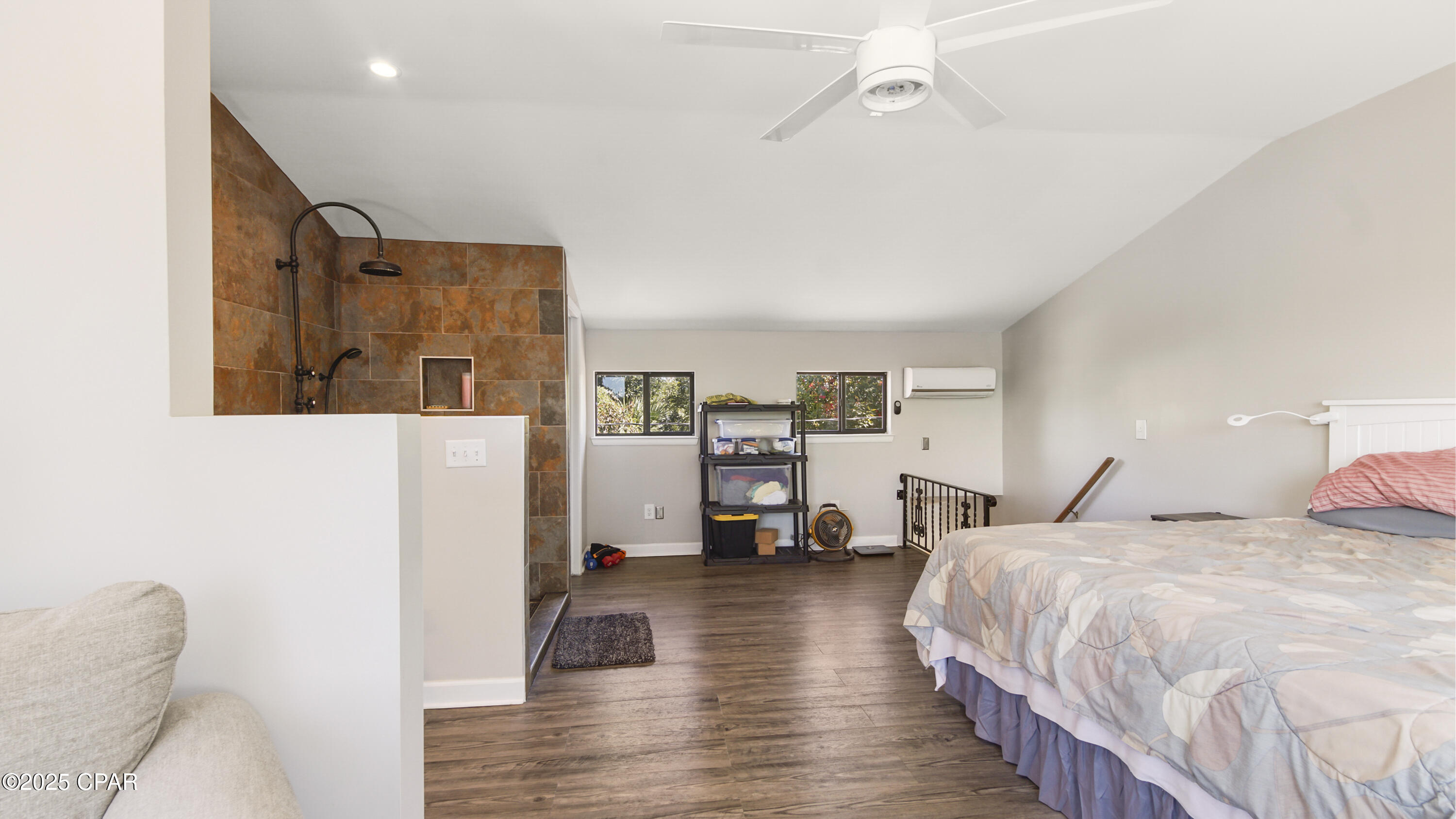 Mariners Cove - Residential